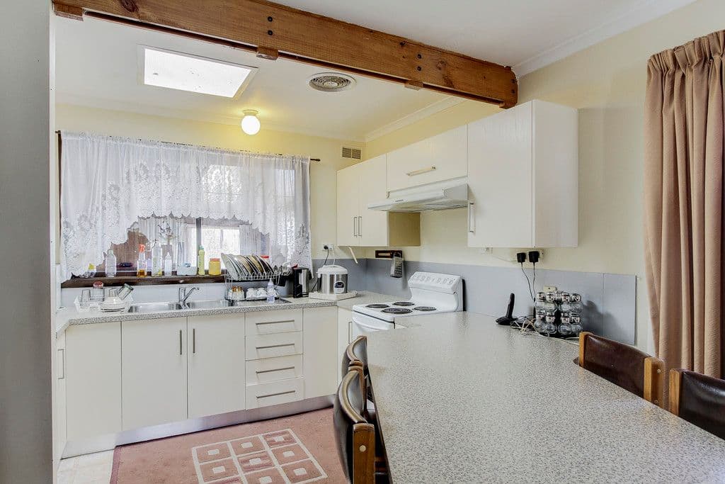 7 Sebastian Court, NEWNHAM TAS 7248, Newnham - Thumbnail 2