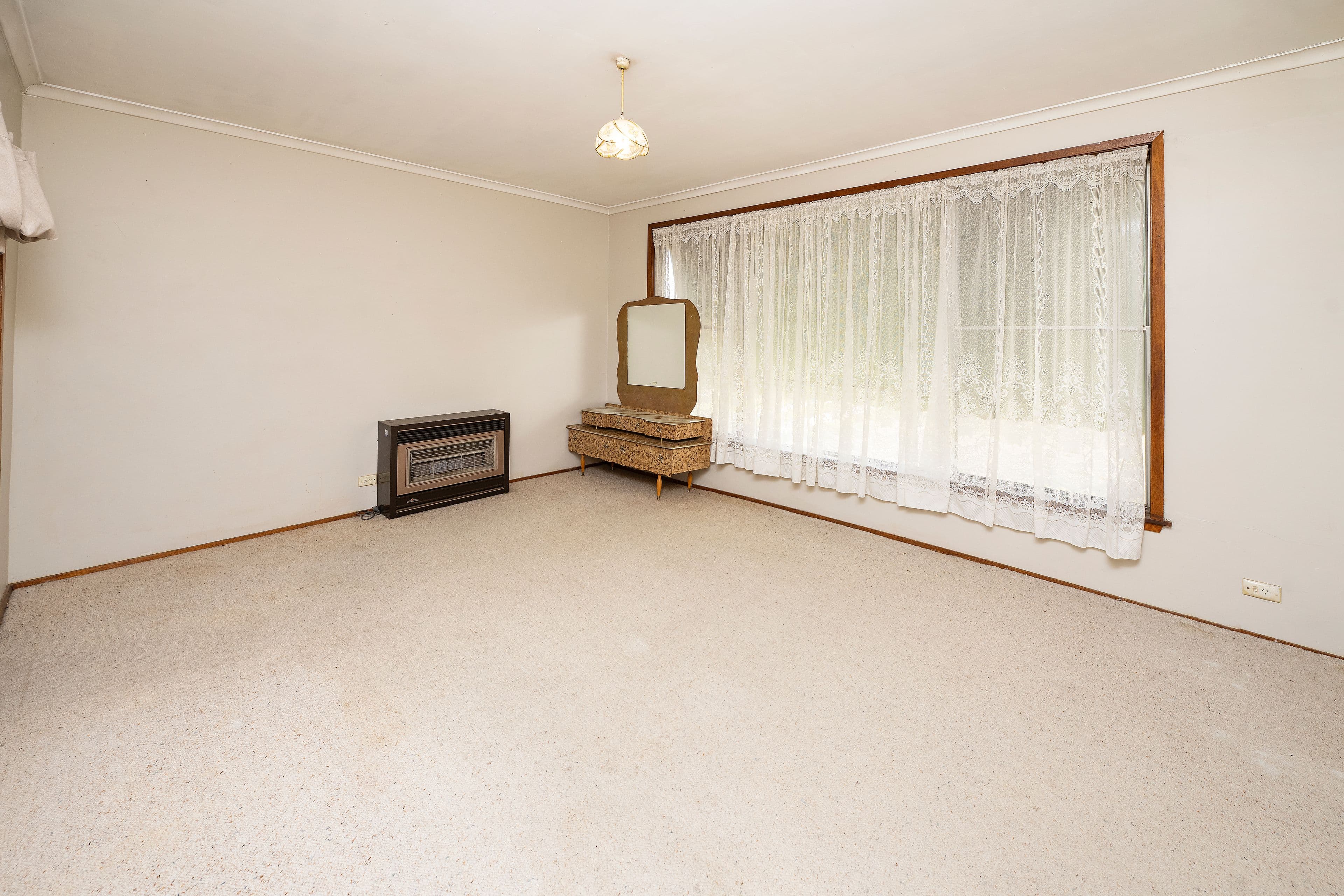 112 Murlong Street, Swan Hill VIC 3585, Swan Hill - Thumbnail 3