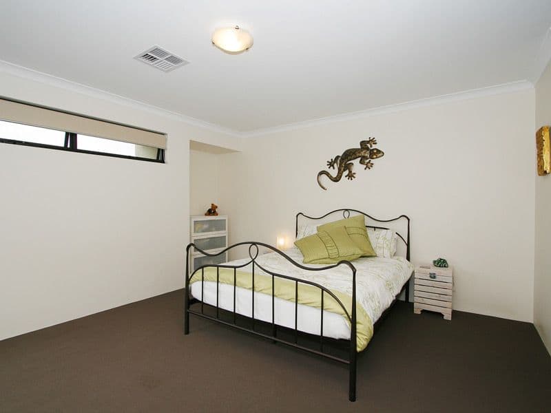 8 Stills Avenue, HARRISDALE WA 6112, Harrisdale - Thumbnail 5