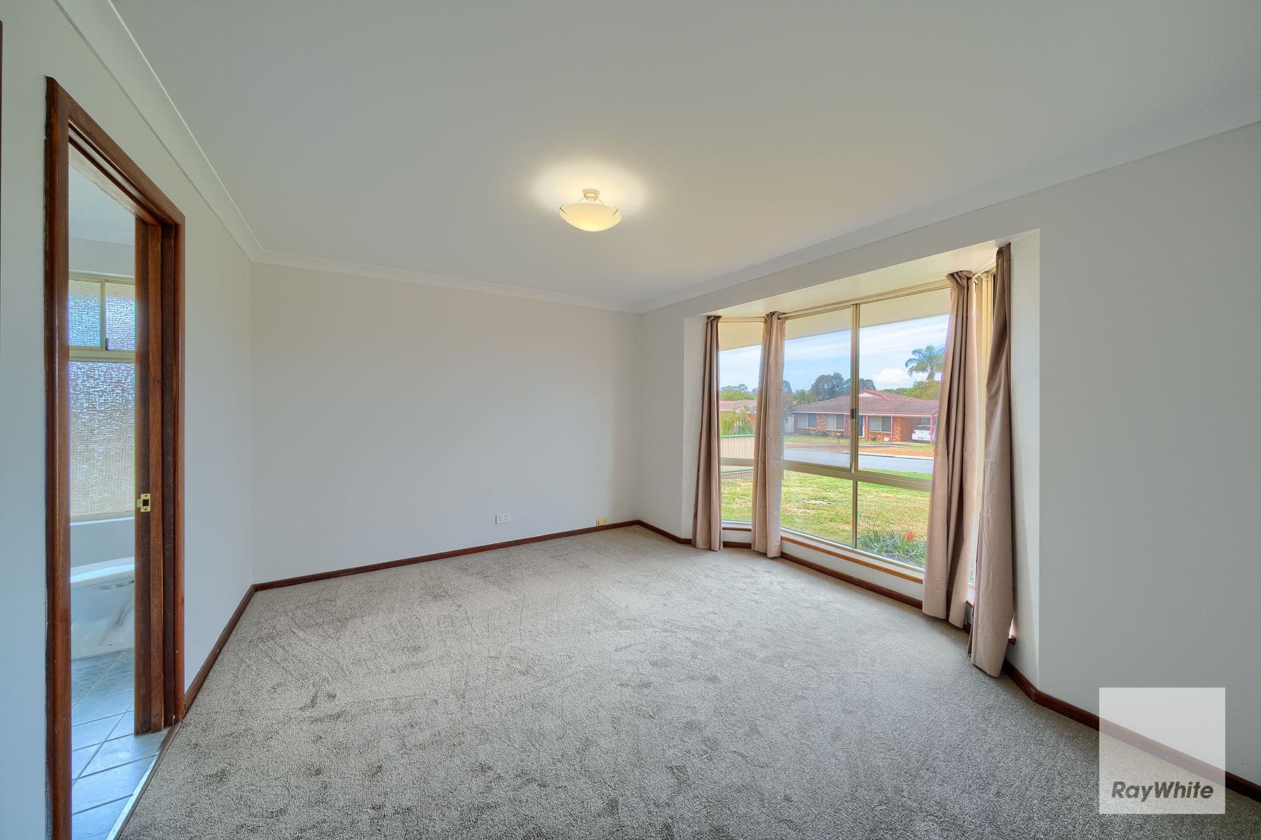14 Salvado Road, Orana WA 6330, Orana - Thumbnail 5