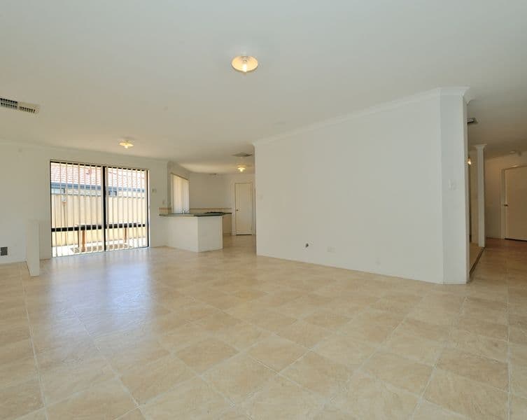 37 Riaza Parkway, Port Kennedy WA 6172, Port Kennedy - Thumbnail 8