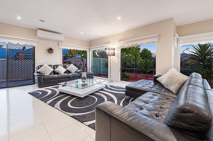 2 Explorers Place, Craigieburn VIC 3064, Craigieburn - Thumbnail 3
