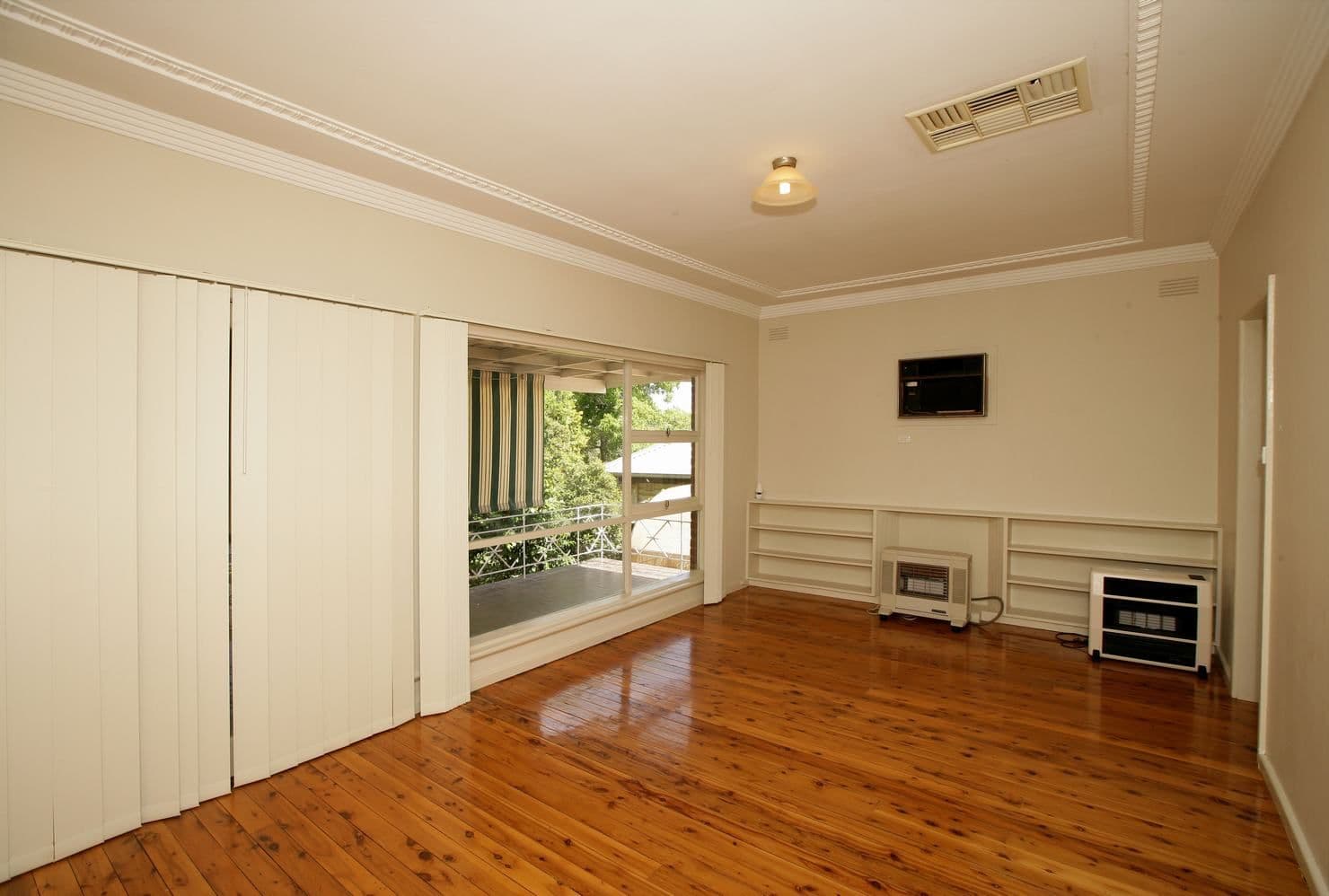61 Mitchelmore Street, TURVEY PARK NSW 2650, Turvey Park - Thumbnail 2