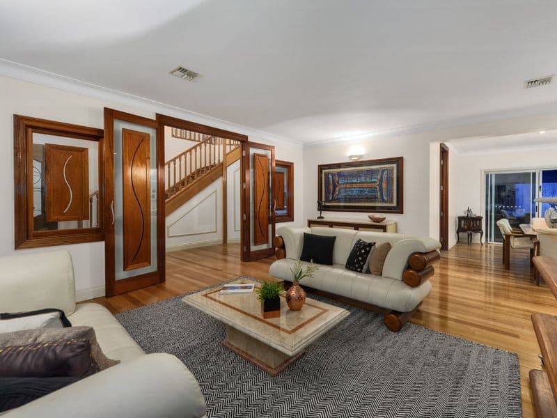 136 Kilmorey Street, Carindale QLD 4152, Carindale - Thumbnail 3