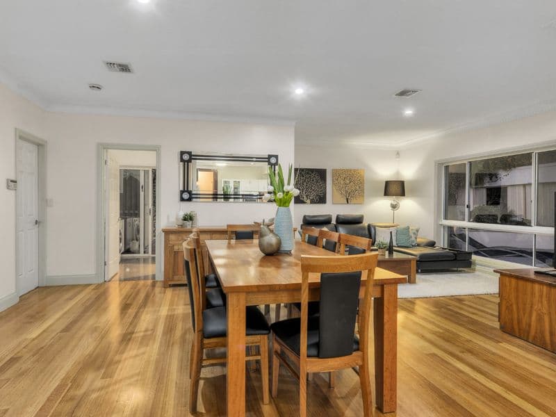 136 Kilmorey Street, Carindale QLD 4152, Carindale - Thumbnail 4
