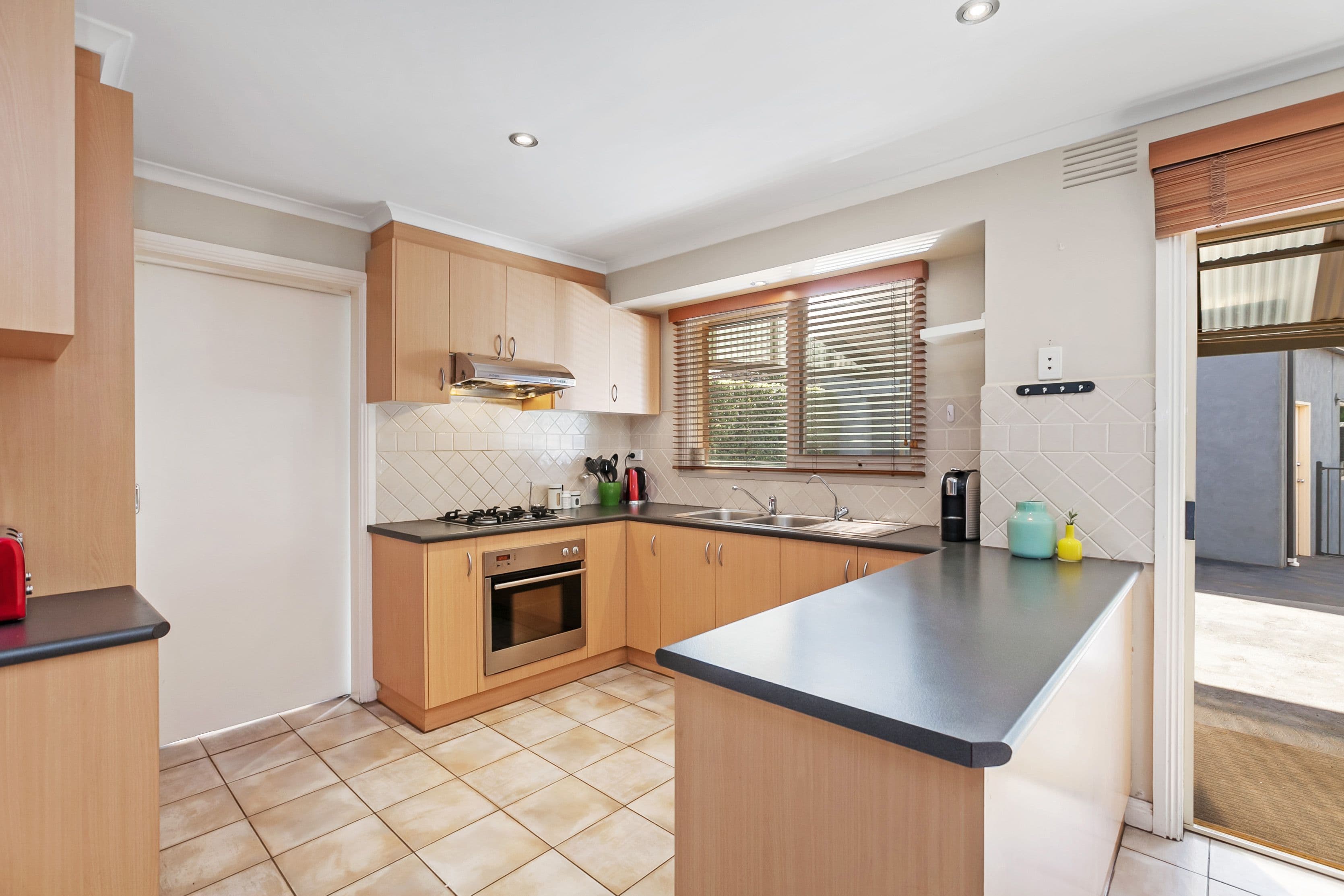 2 Mockridge Drive, Mill Park VIC 3082, Mill Park - Thumbnail 2