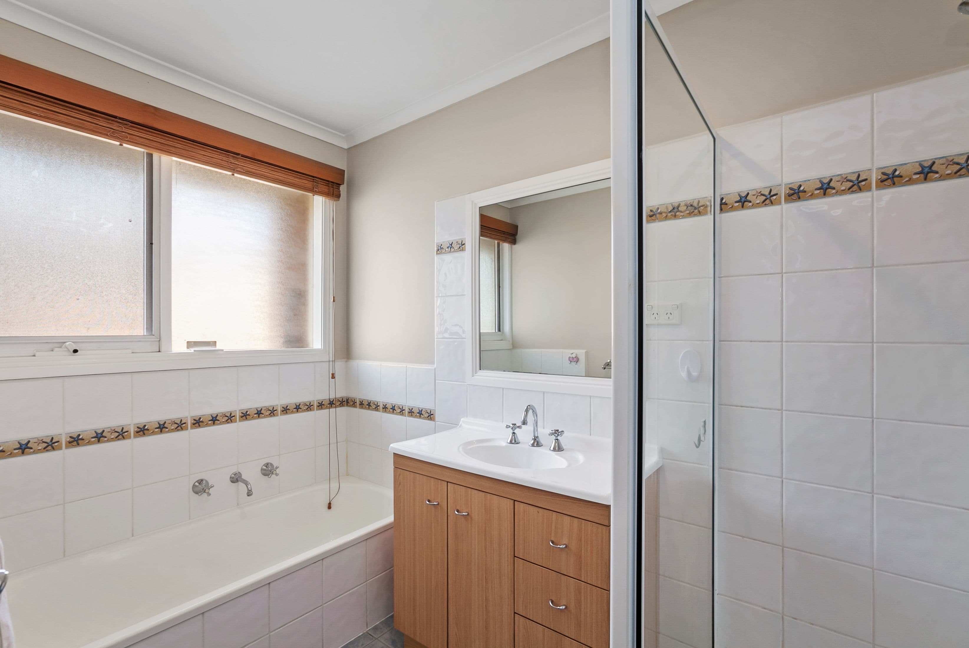 2 Mockridge Drive, Mill Park VIC 3082, Mill Park - Thumbnail 8