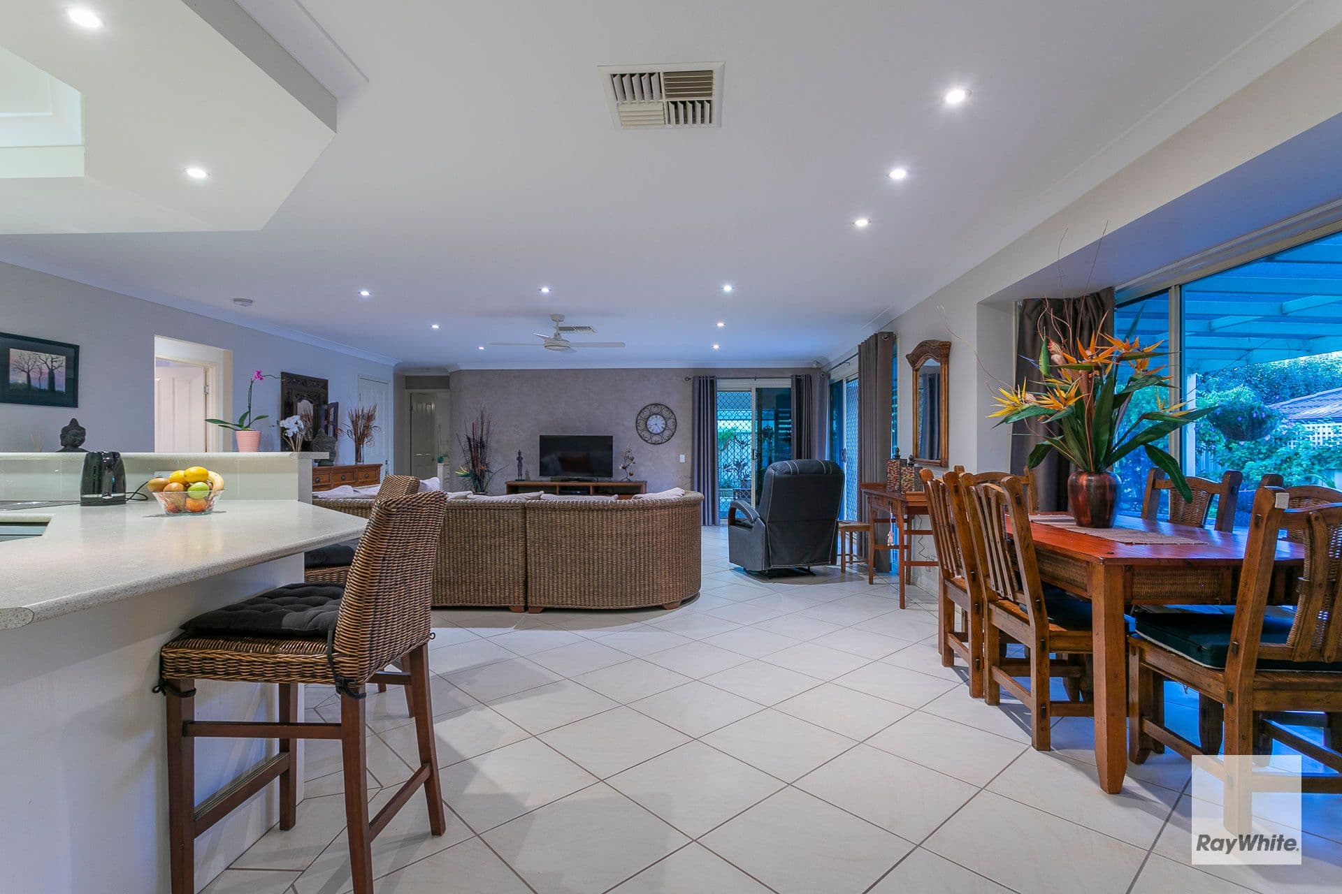 12 Syracuse Street, Redland Bay QLD 4165, Redland Bay - Thumbnail 4