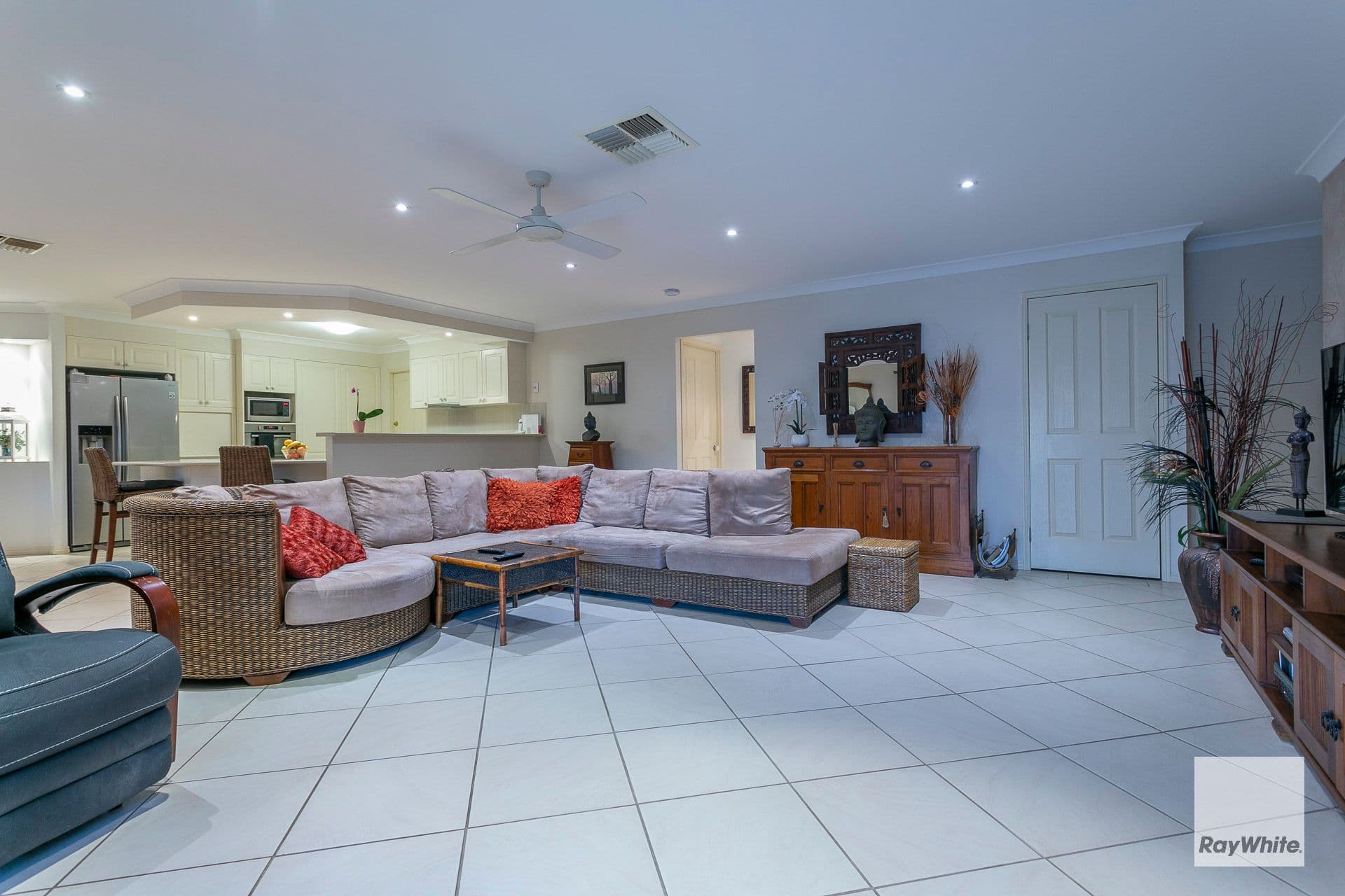 12 Syracuse Street, Redland Bay QLD 4165, Redland Bay - Thumbnail 6