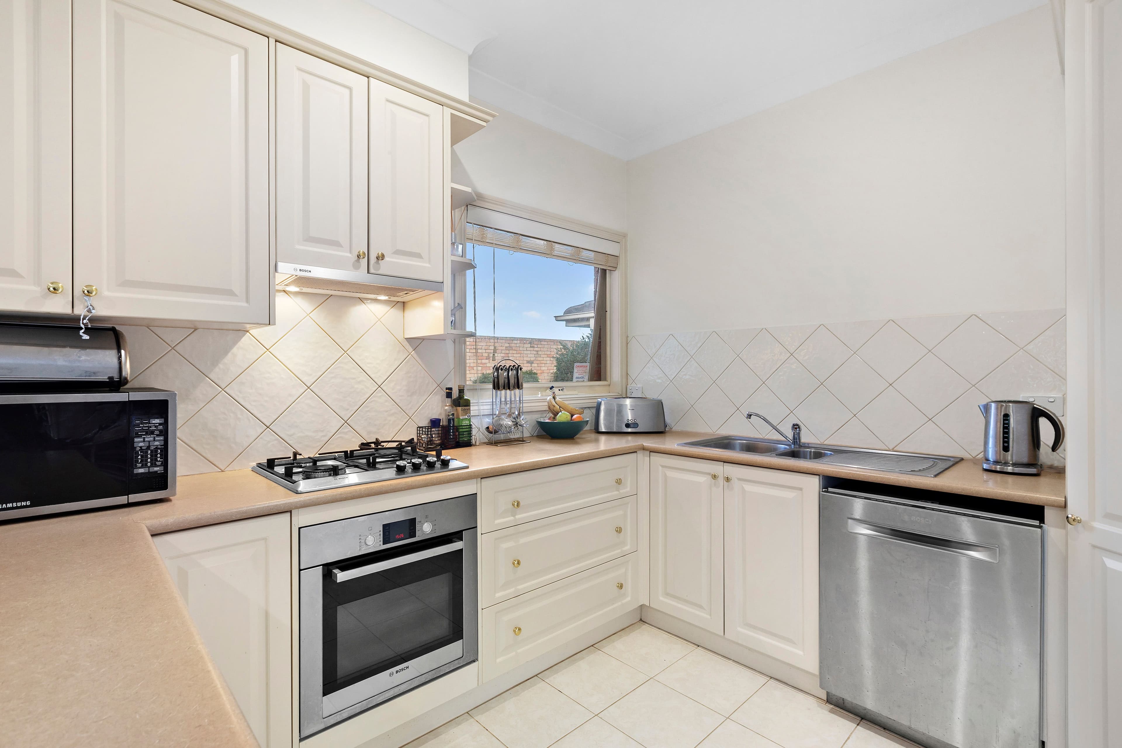 8 Westbrook Street, Chadstone VIC 3148, Chadstone - Thumbnail 3