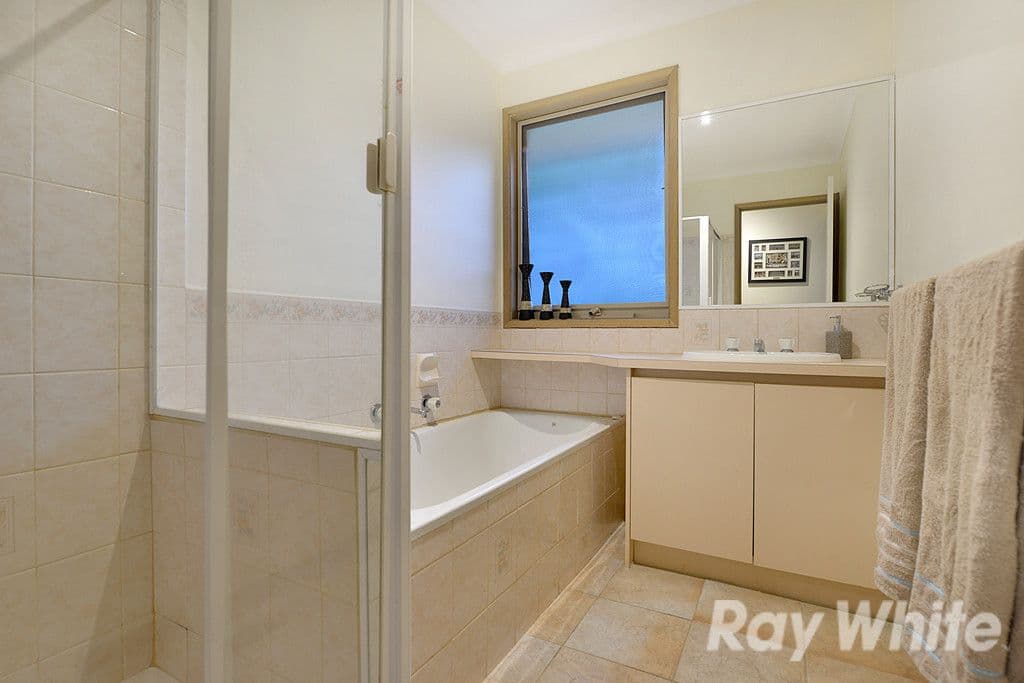 33 Russell Street, Mount Evelyn VIC 3796, Mount Evelyn - Thumbnail 4