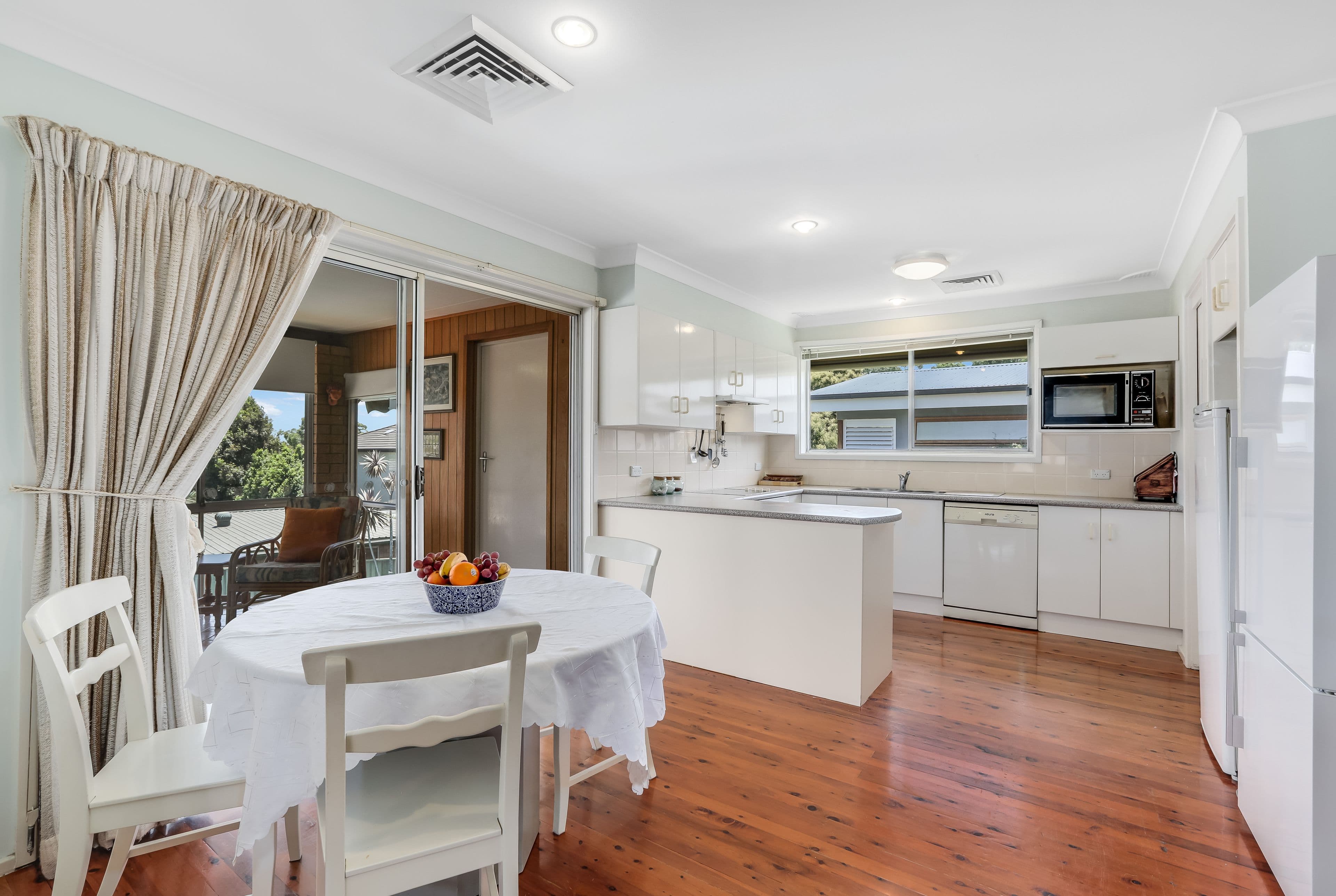 37 Tamboura Avenue, Baulkham Hills - Thumbnail 7
