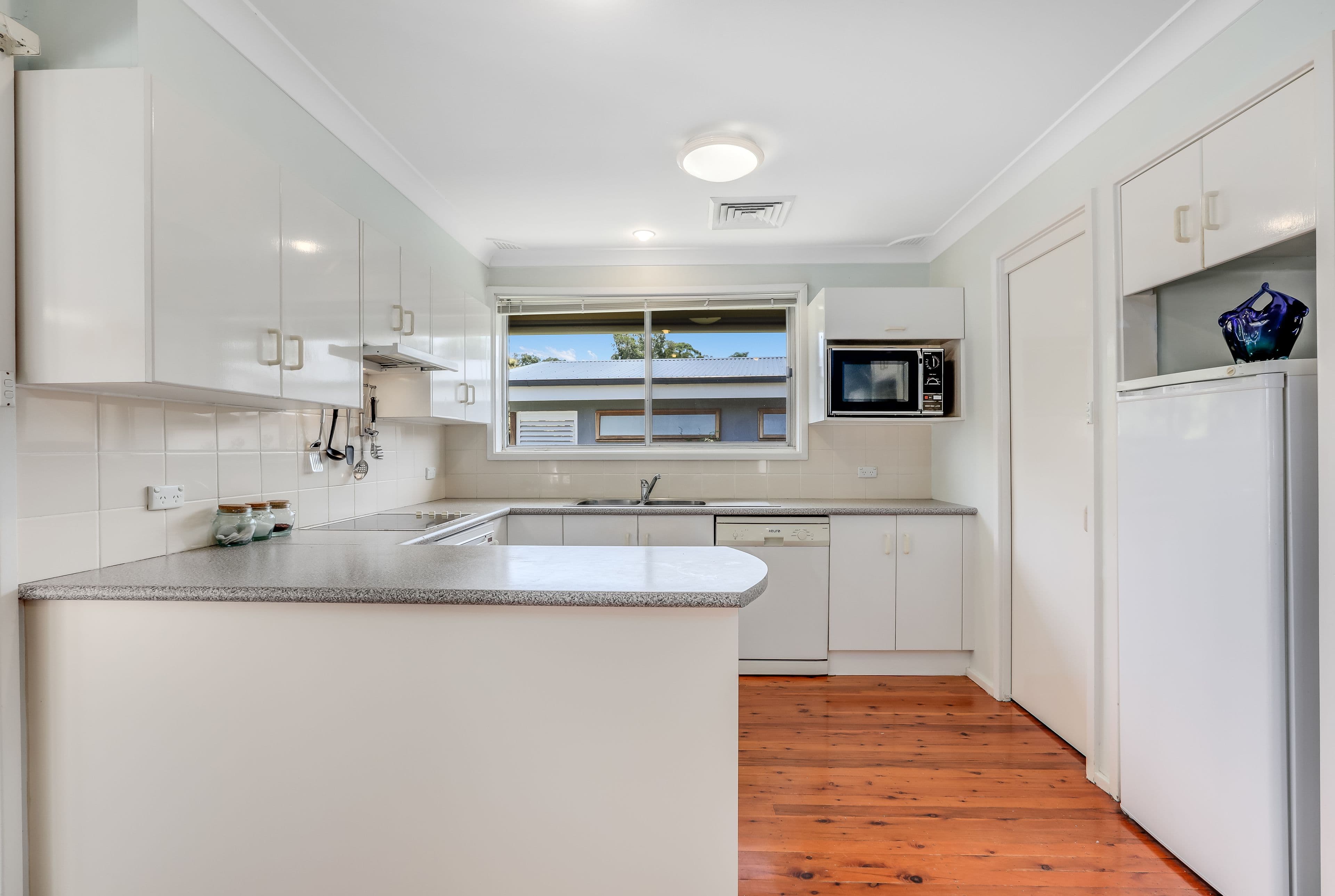 37 Tamboura Avenue, Baulkham Hills - Thumbnail 8