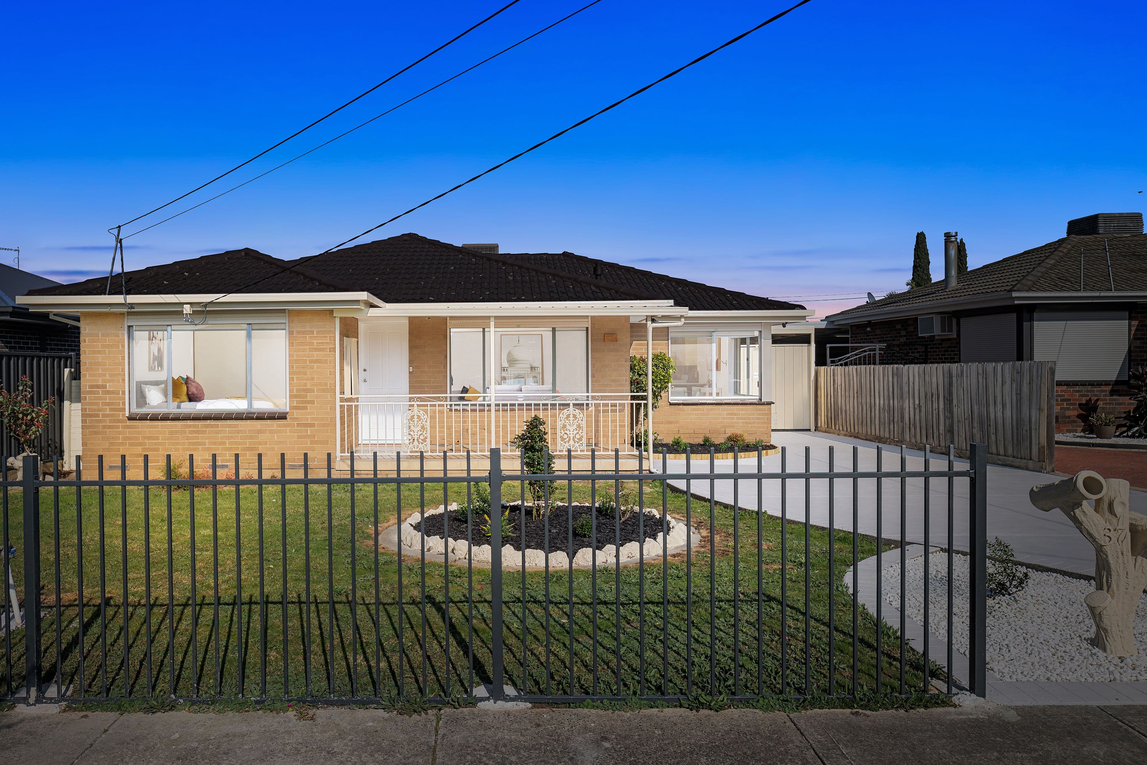 37 Mindoro Crescent, Lalor VIC 3075, Lalor - Thumbnail 3
