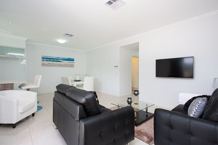 8 Wattle Avenue, BONGAREE QLD 4507, Bongaree - Thumbnail 6