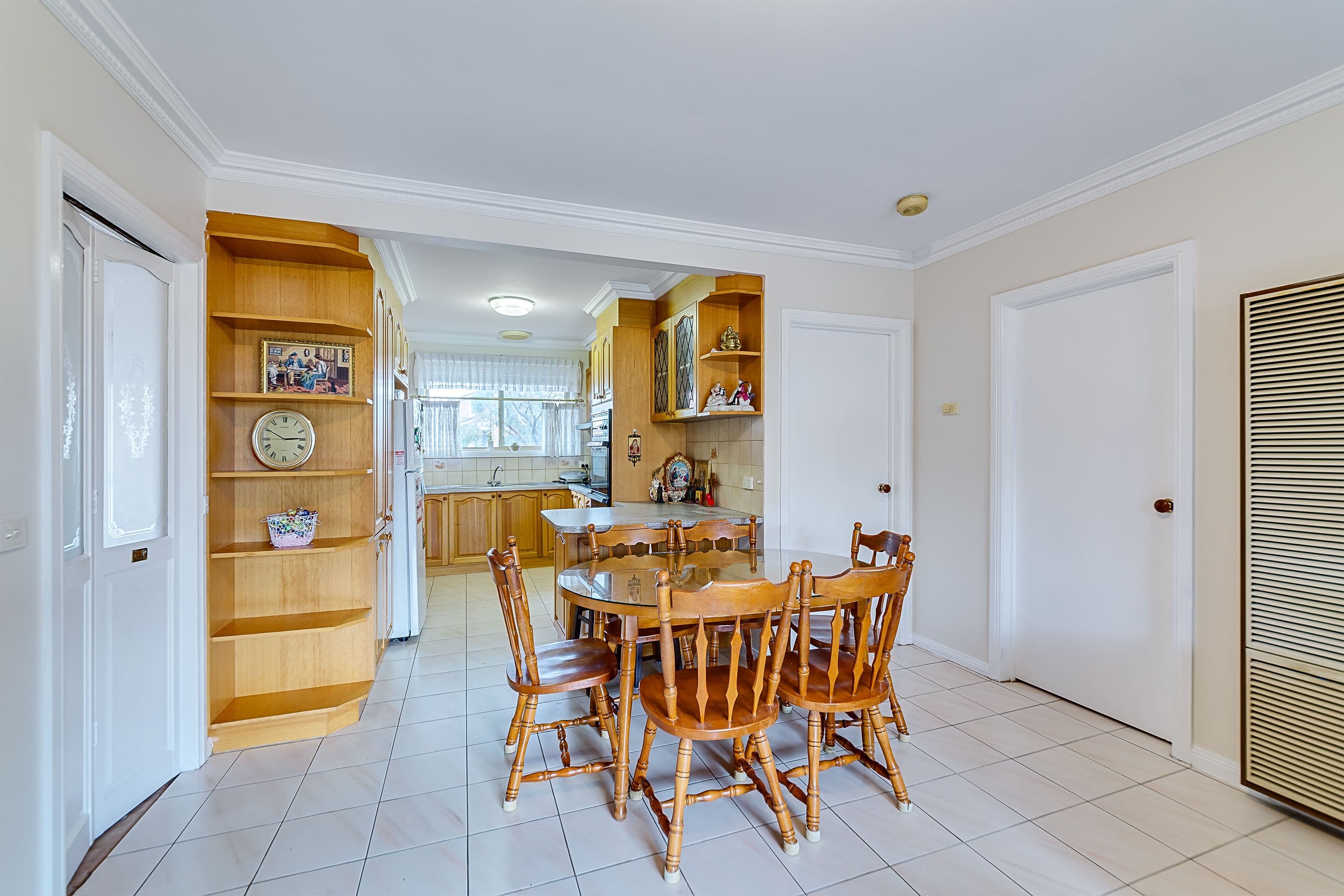1 Tench Court, Mill Park VIC 3082, Mill Park - Thumbnail 3