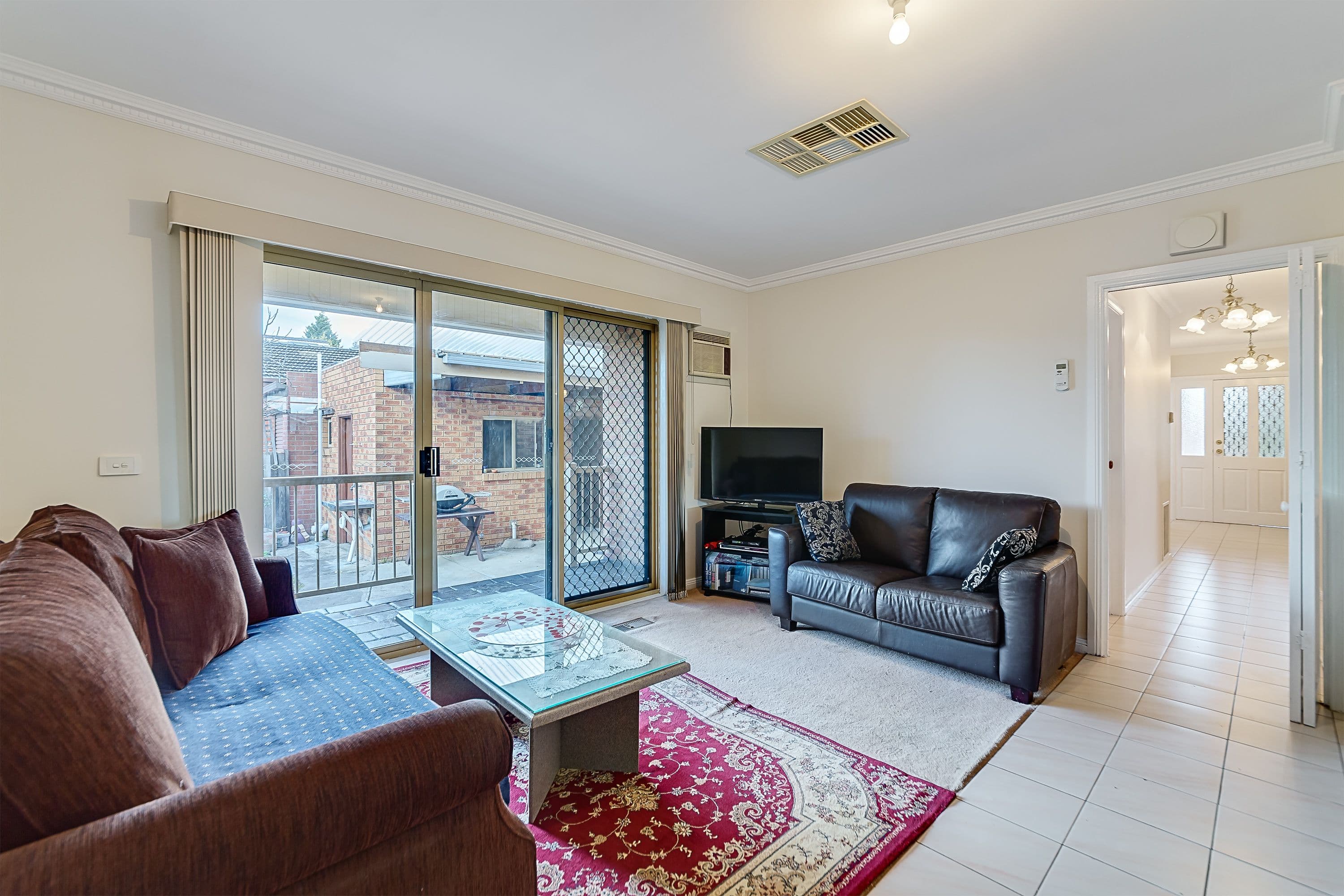 1 Tench Court, Mill Park VIC 3082, Mill Park - Thumbnail 5