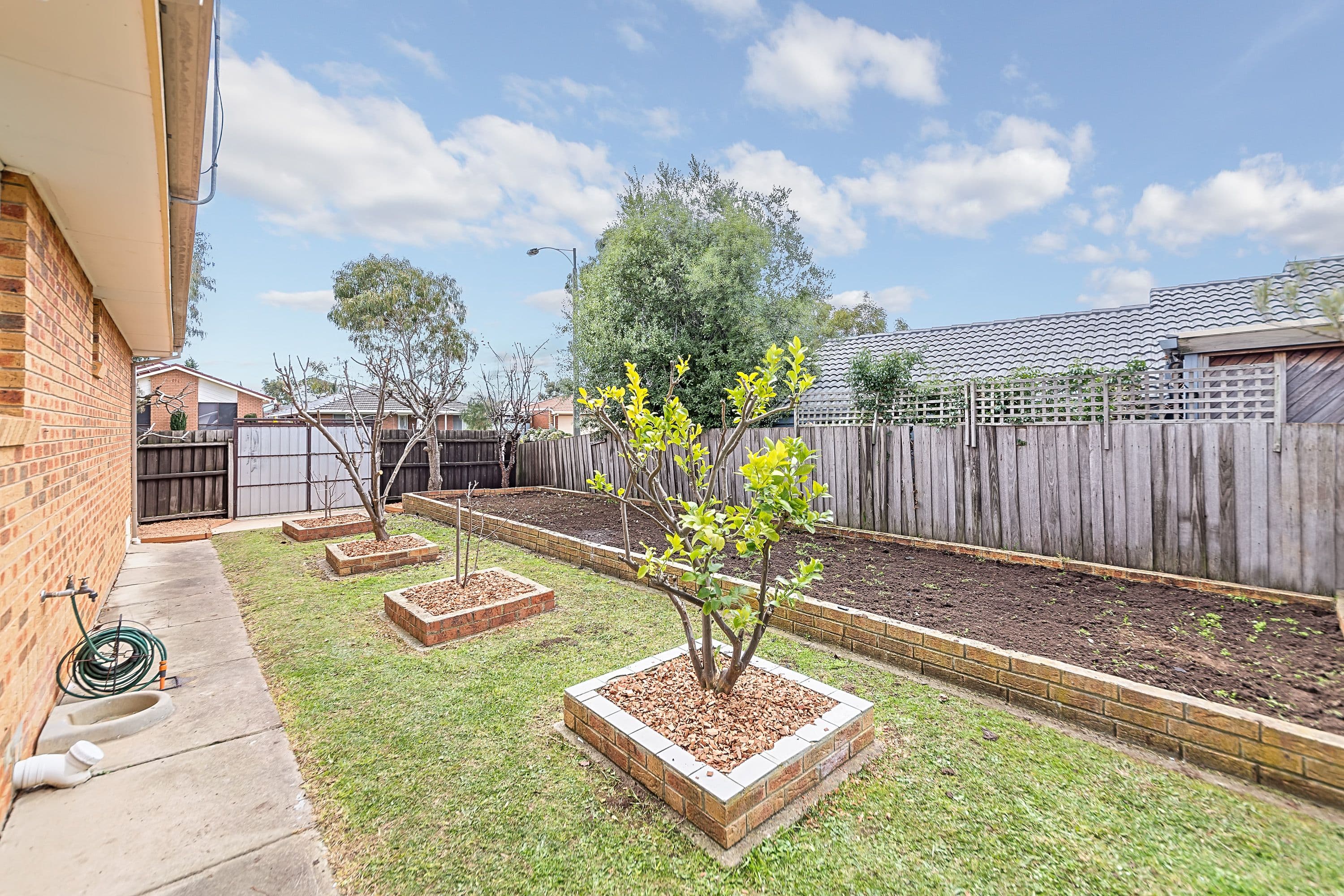 1 Tench Court, Mill Park VIC 3082, Mill Park - Thumbnail 8