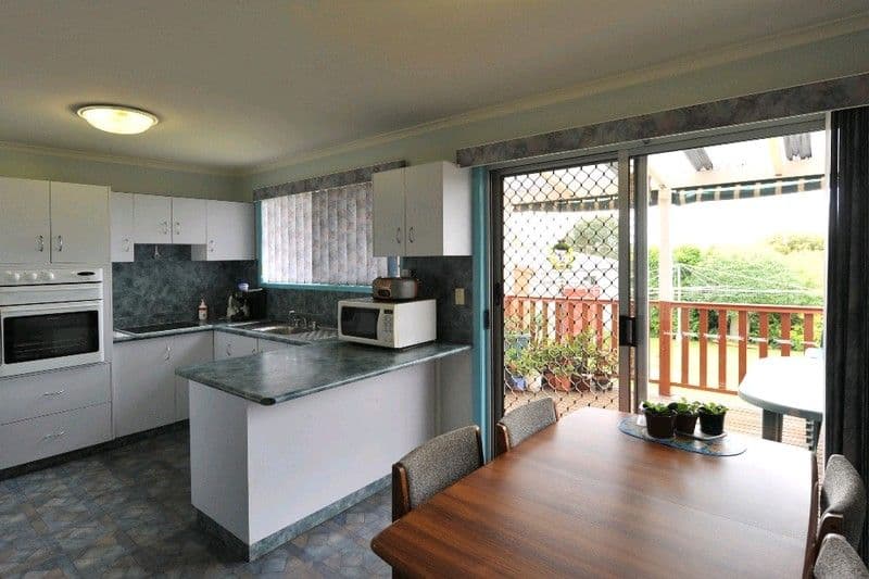 76 Hoey Street, KEARNEYS SPRING QLD 4350, Kearneys Spring - Thumbnail 6