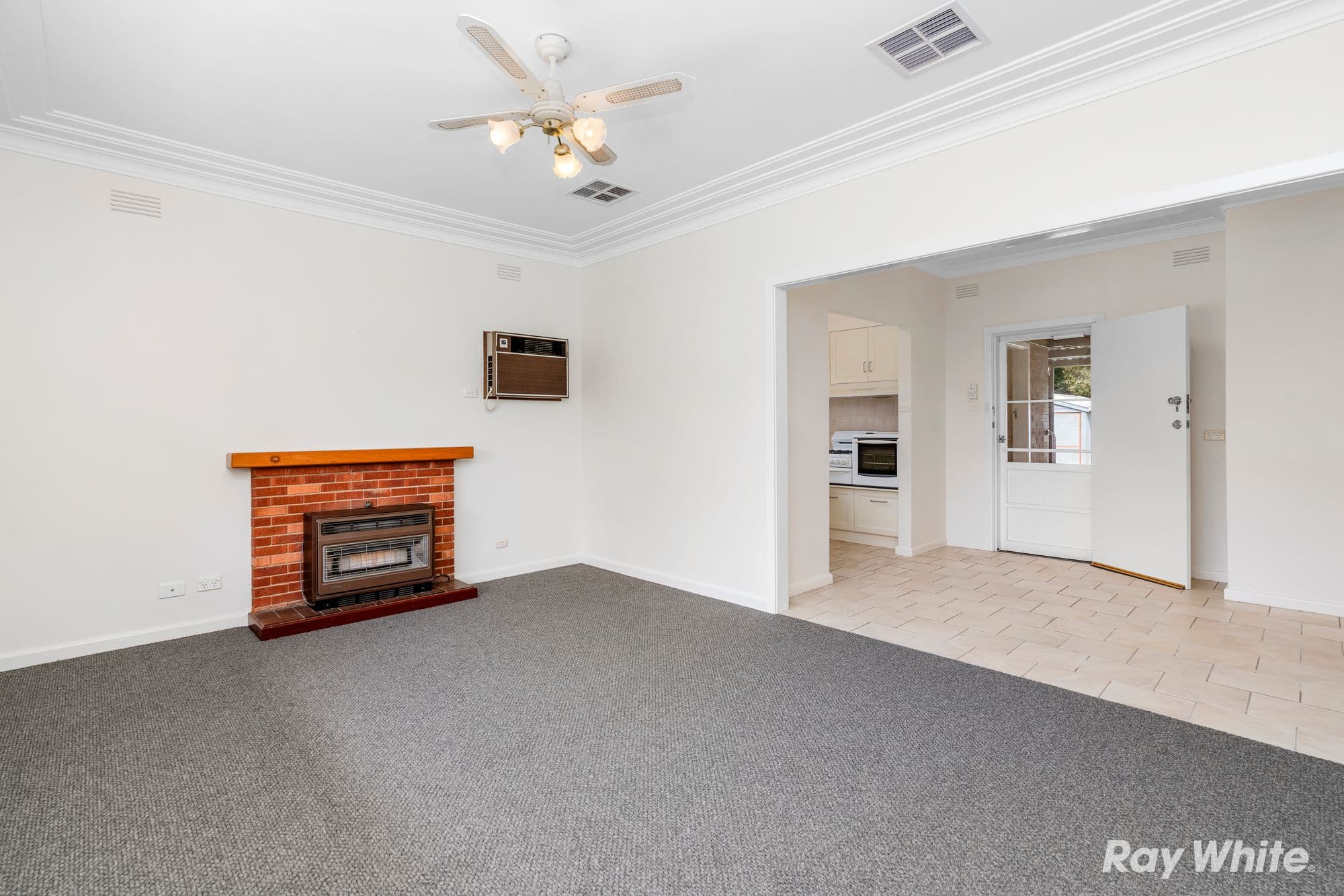 2 Boronia Street, Kooringal NSW 2650, Kooringal - Thumbnail 3