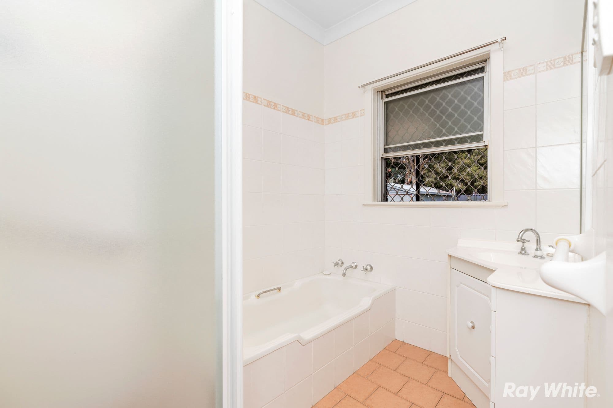 2 Boronia Street, Kooringal NSW 2650, Kooringal - Thumbnail 6