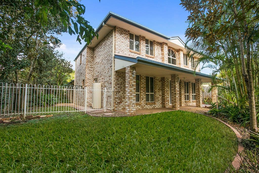 8 Ridgeview Street, Carindale QLD 4152, Carindale - Image 1