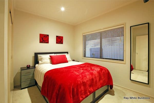 105 Hawkes Drive, MILL PARK VIC 3082, Mill Park - Thumbnail 5
