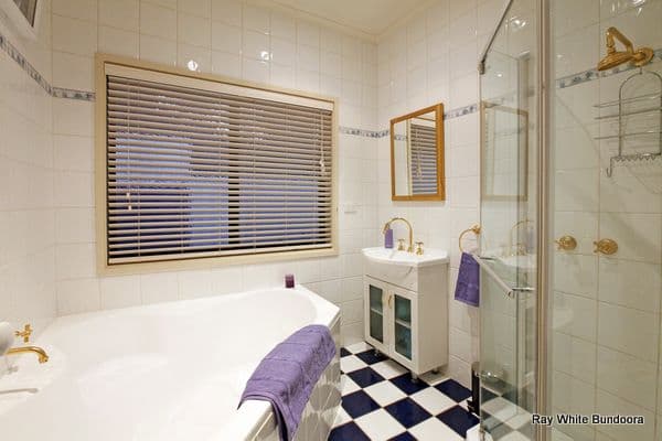 105 Hawkes Drive, MILL PARK VIC 3082, Mill Park - Thumbnail 6