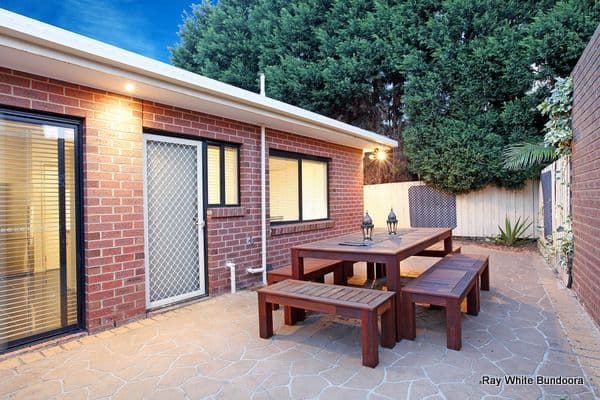 105 Hawkes Drive, MILL PARK VIC 3082, Mill Park - Thumbnail 8