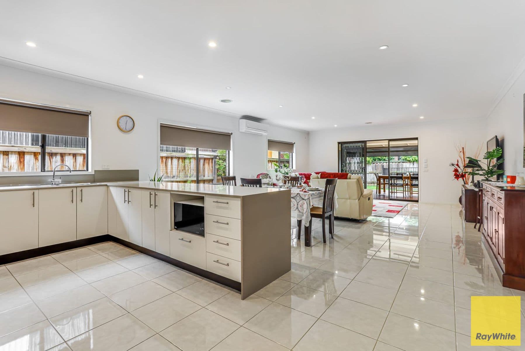 63 ISABELLA Way, Tarneit VIC 3029, Tarneit - Thumbnail 4