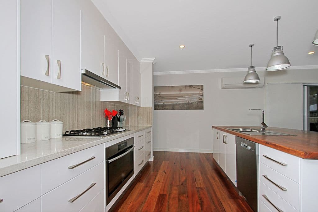 9 Suzanne Way, Broulee - Thumbnail 3