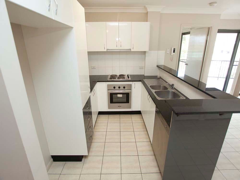 4-8 Omeo Street, Macgregor QLD 4109, Macgregor - Thumbnail 3