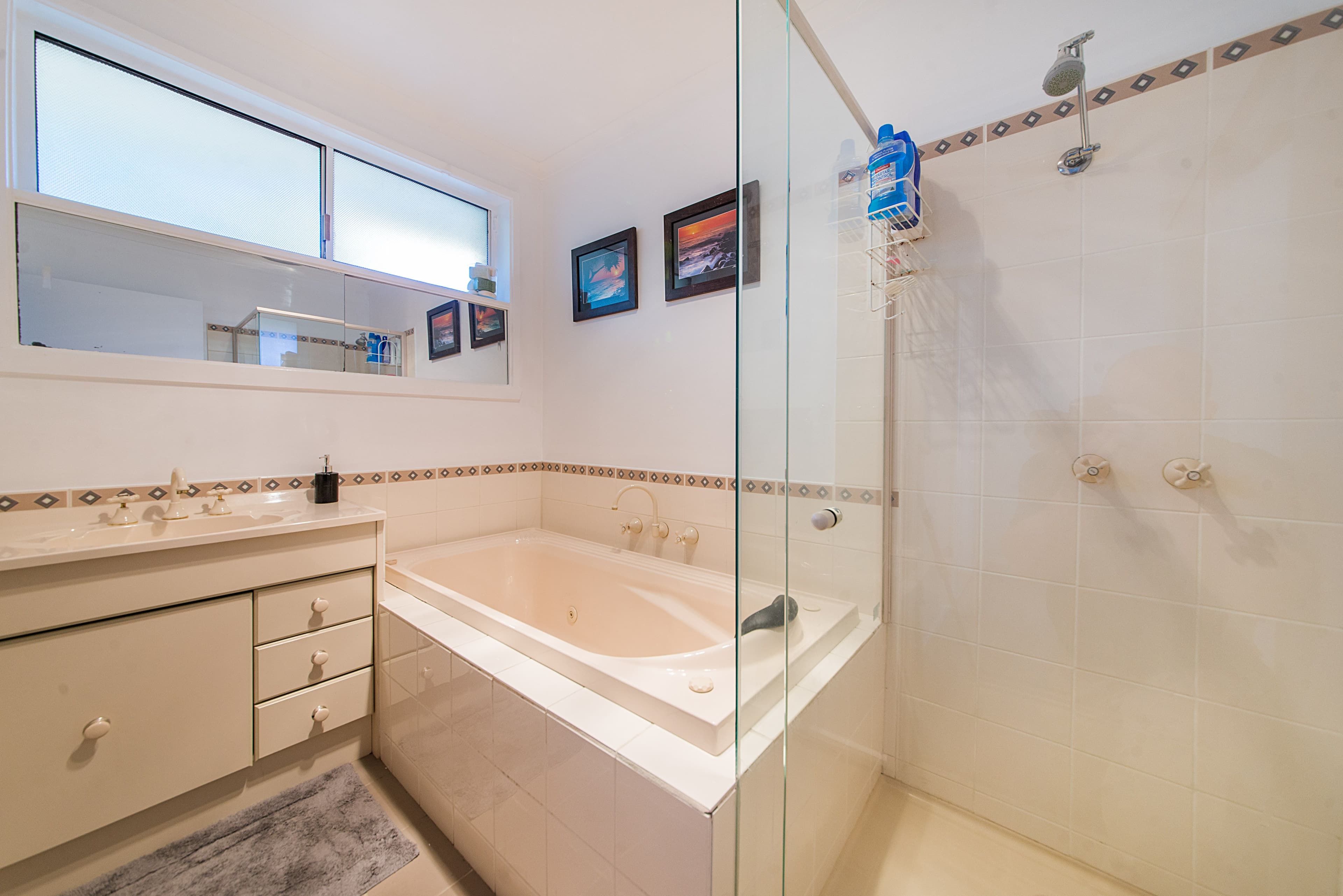 37 Farnham Road, Bayswater VIC 3153, Bayswater - Thumbnail 3