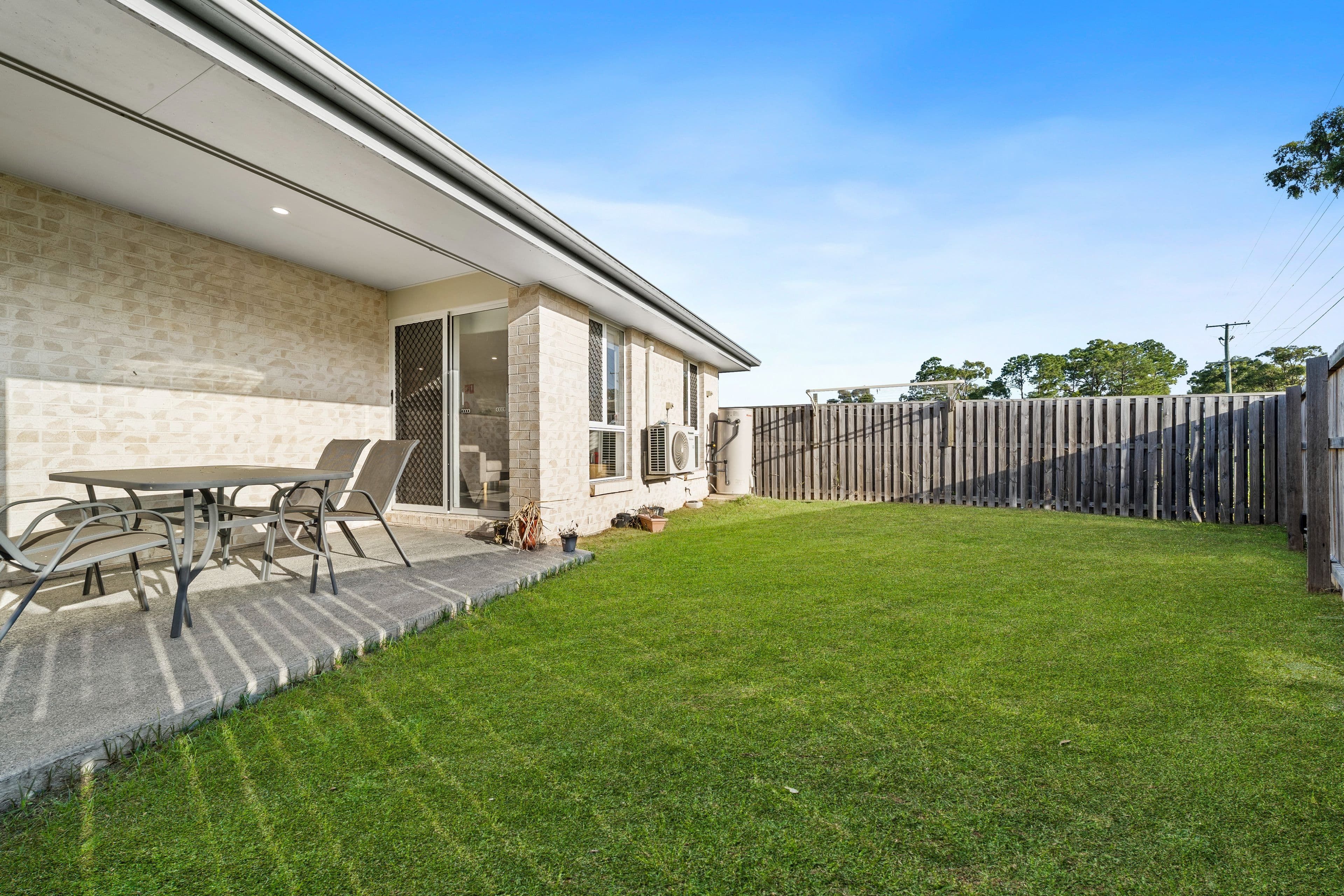 77 Livingstone Street, Logan Reserve QLD 4133, Logan Reserve - Thumbnail 2