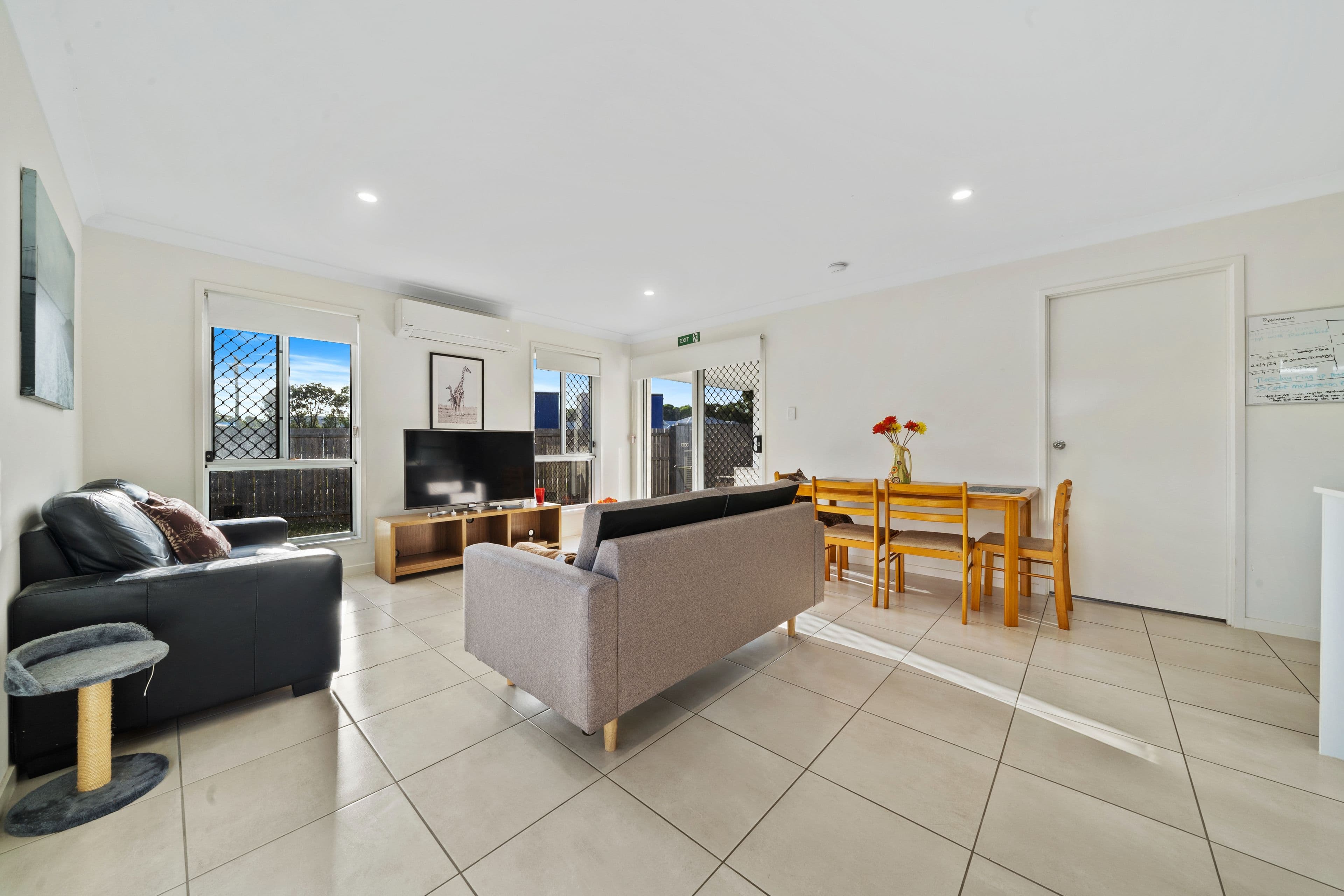 77 Livingstone Street, Logan Reserve QLD 4133, Logan Reserve - Thumbnail 8