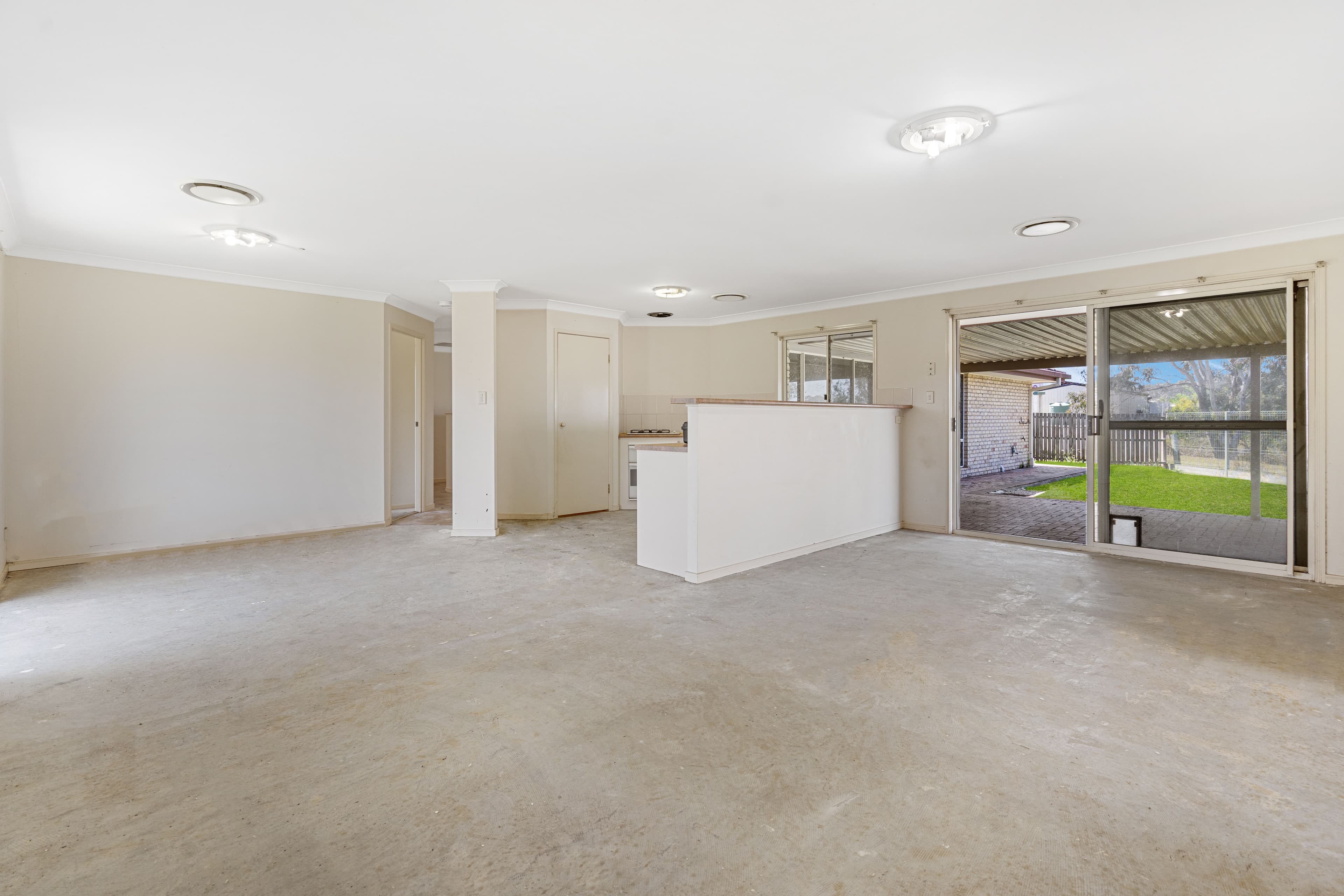 19 Elbe Place, Meadowbrook QLD 4131, Meadowbrook - Thumbnail 2