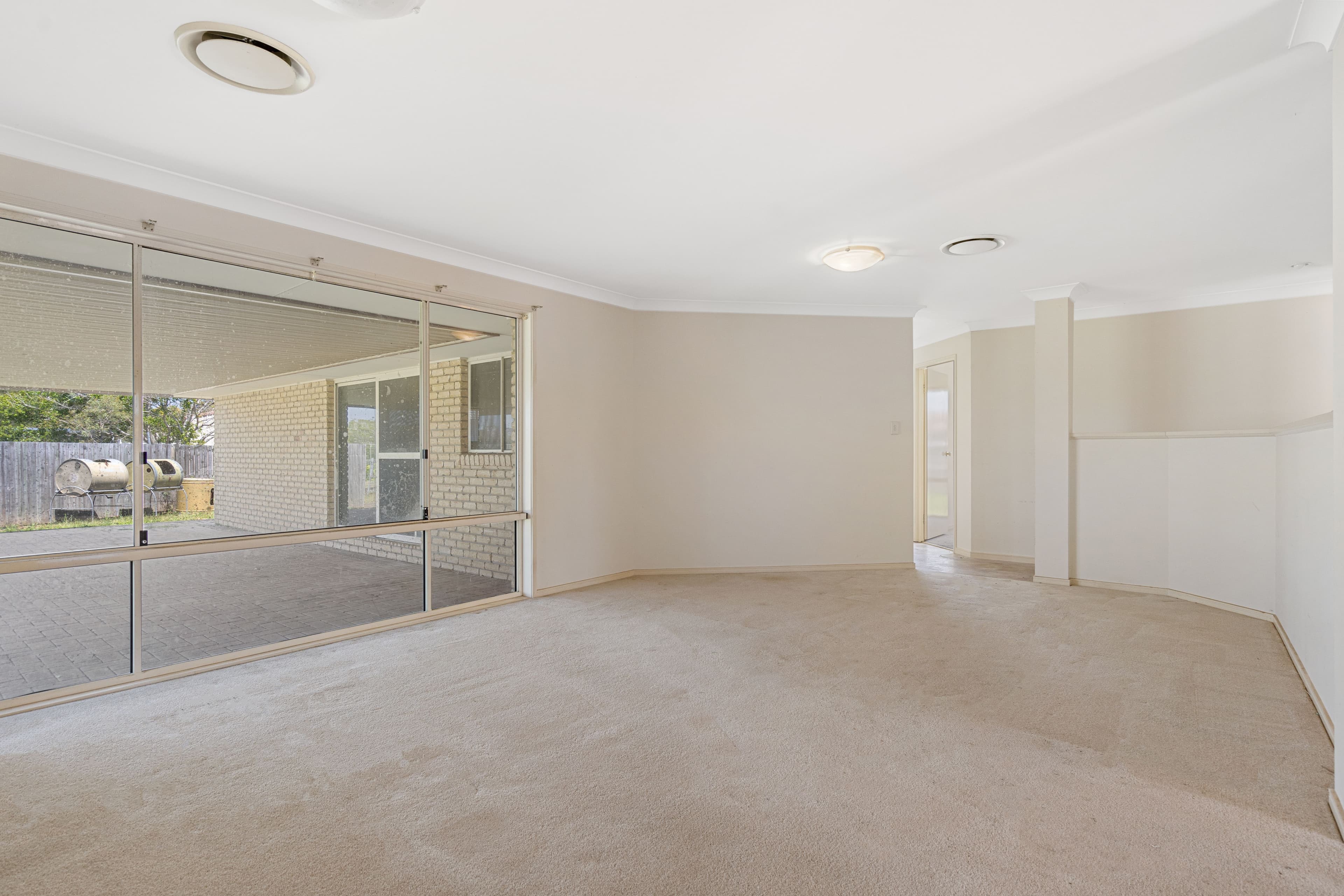 19 Elbe Place, Meadowbrook QLD 4131, Meadowbrook - Thumbnail 4