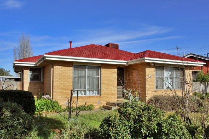 4 WHITTAKER Avenue, LAVERTON VIC 3028, Laverton - Image 1