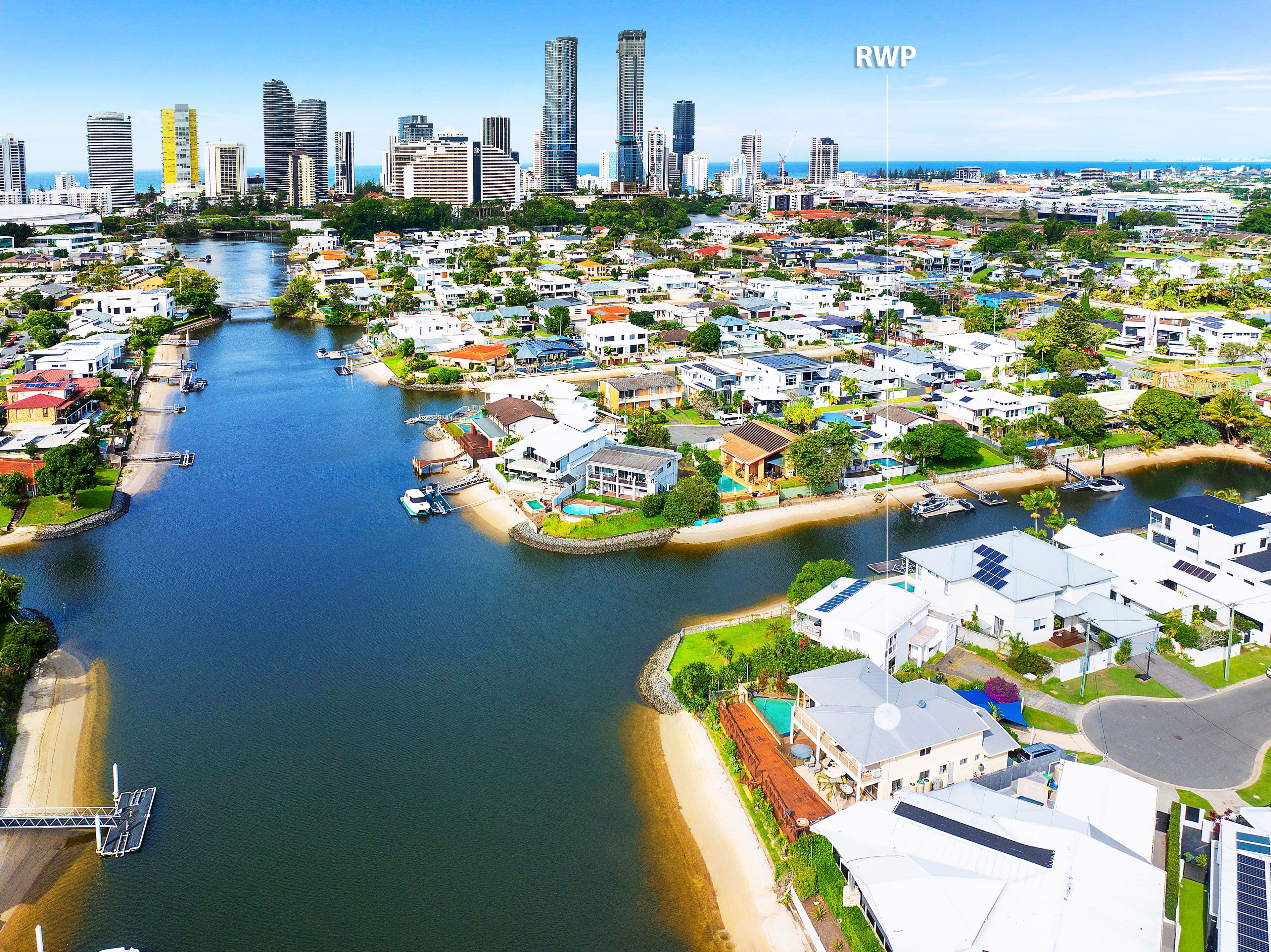16 Crest View Key, Broadbeach Waters QLD 4218, Broadbeach Waters - Thumbnail 2