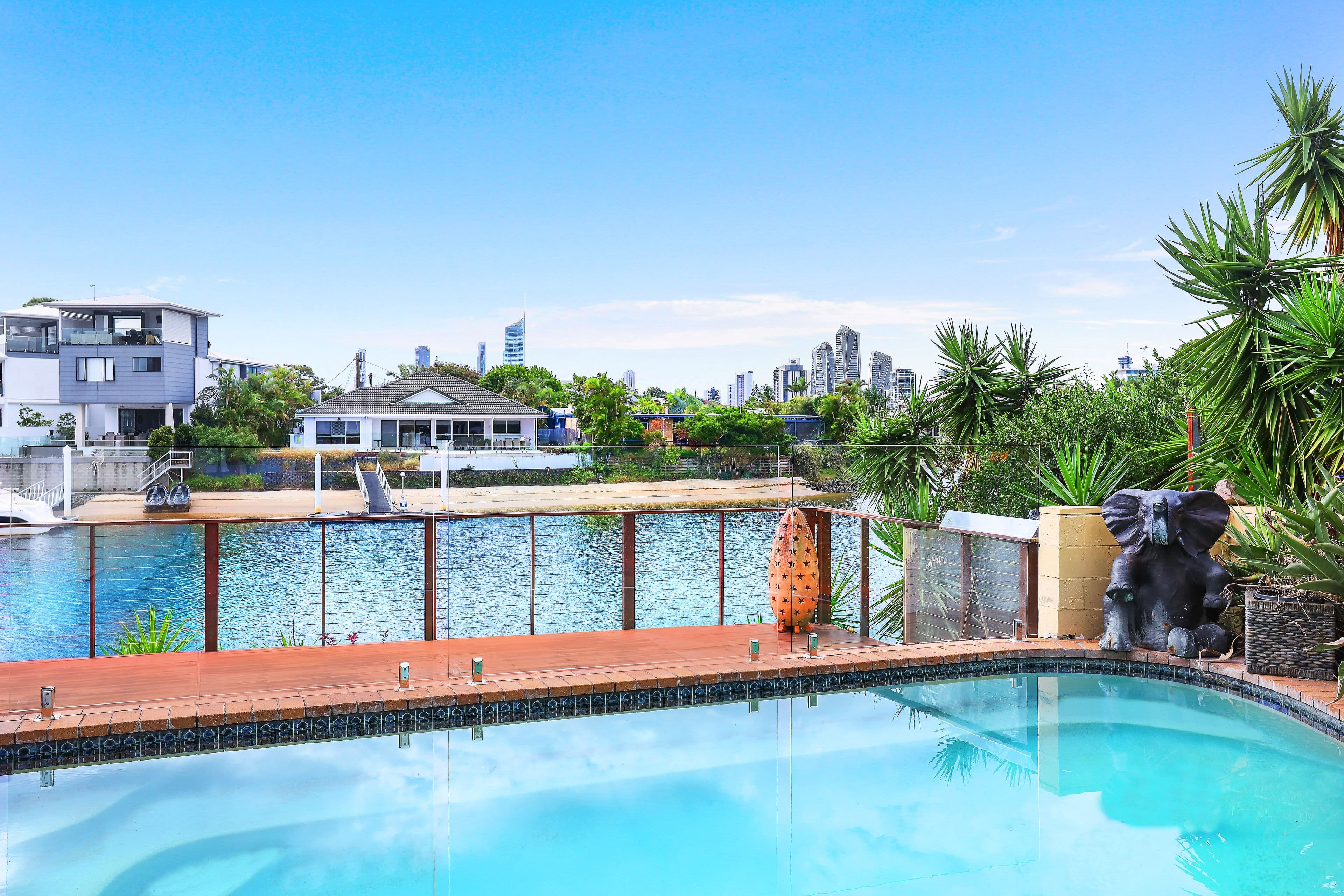 16 Crest View Key, Broadbeach Waters QLD 4218, Broadbeach Waters - Thumbnail 3
