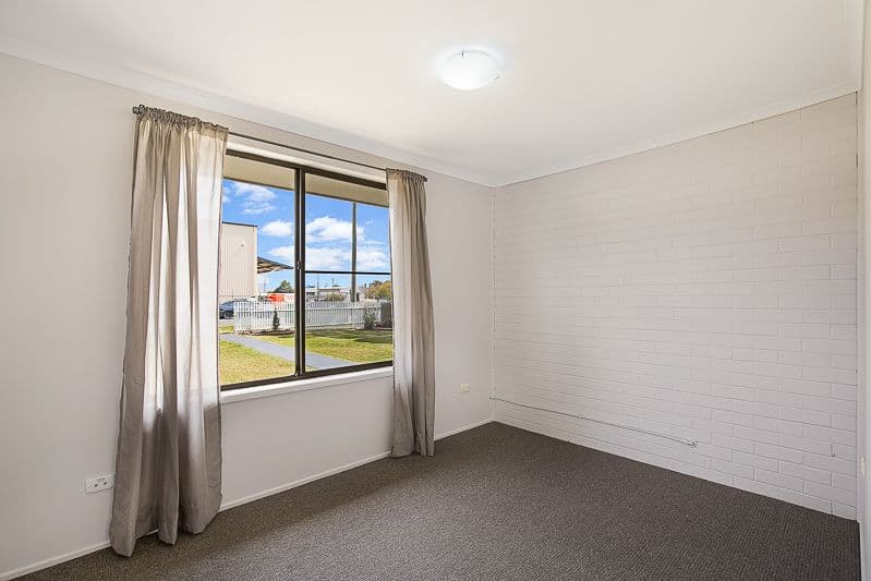458 Greenwattle Street, Wilsonton QLD 4350, Wilsonton - Thumbnail 5