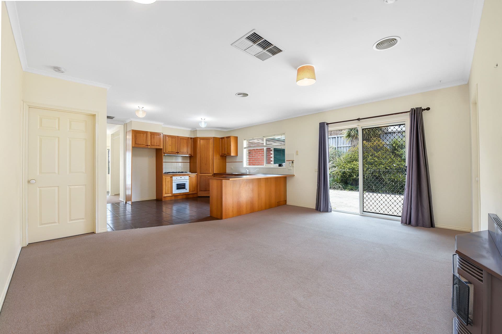 11 Clendon Street, Berwick VIC 3806, Berwick - Thumbnail 5