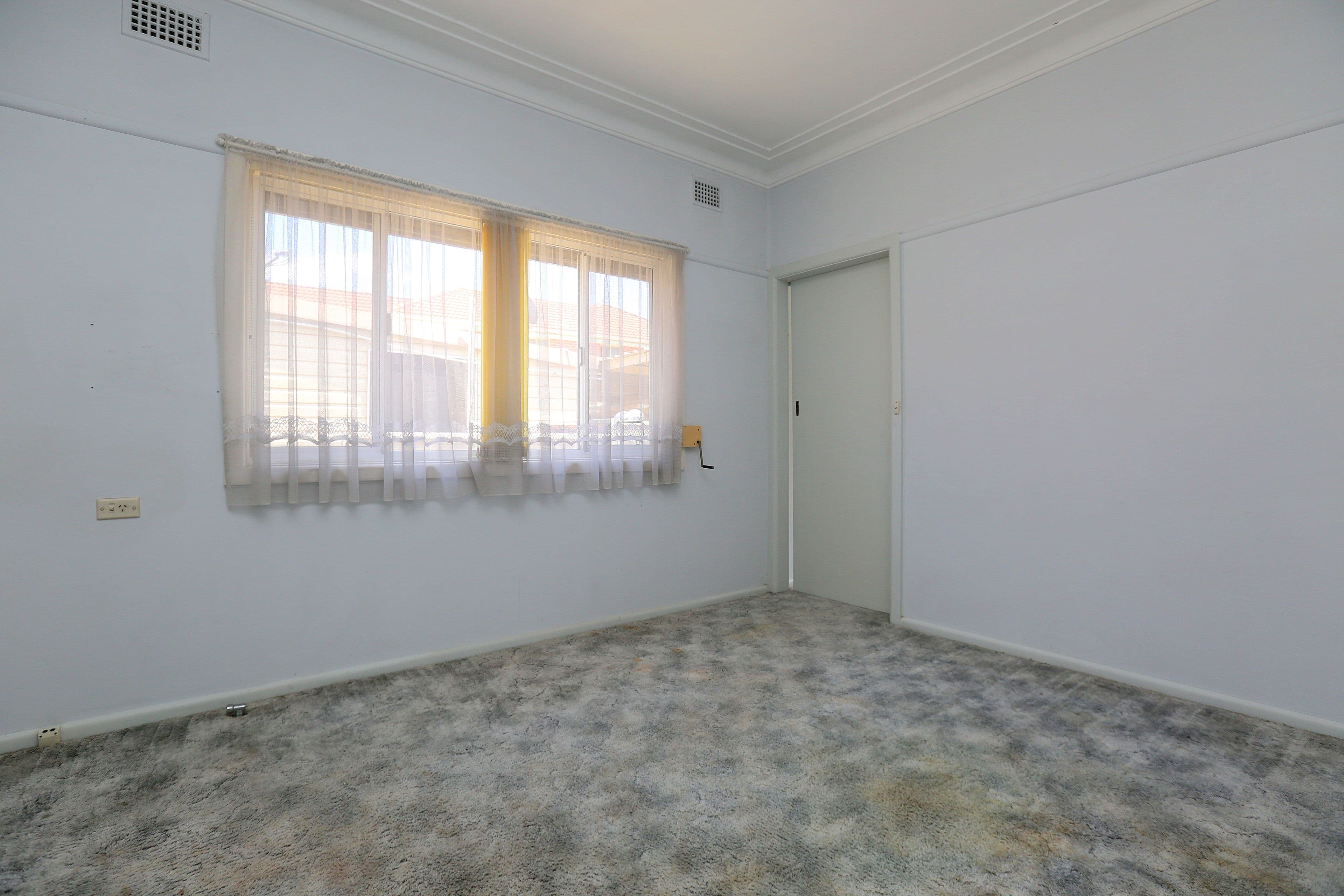 6 Elizabeth Crescent, Yagoona - Thumbnail 6