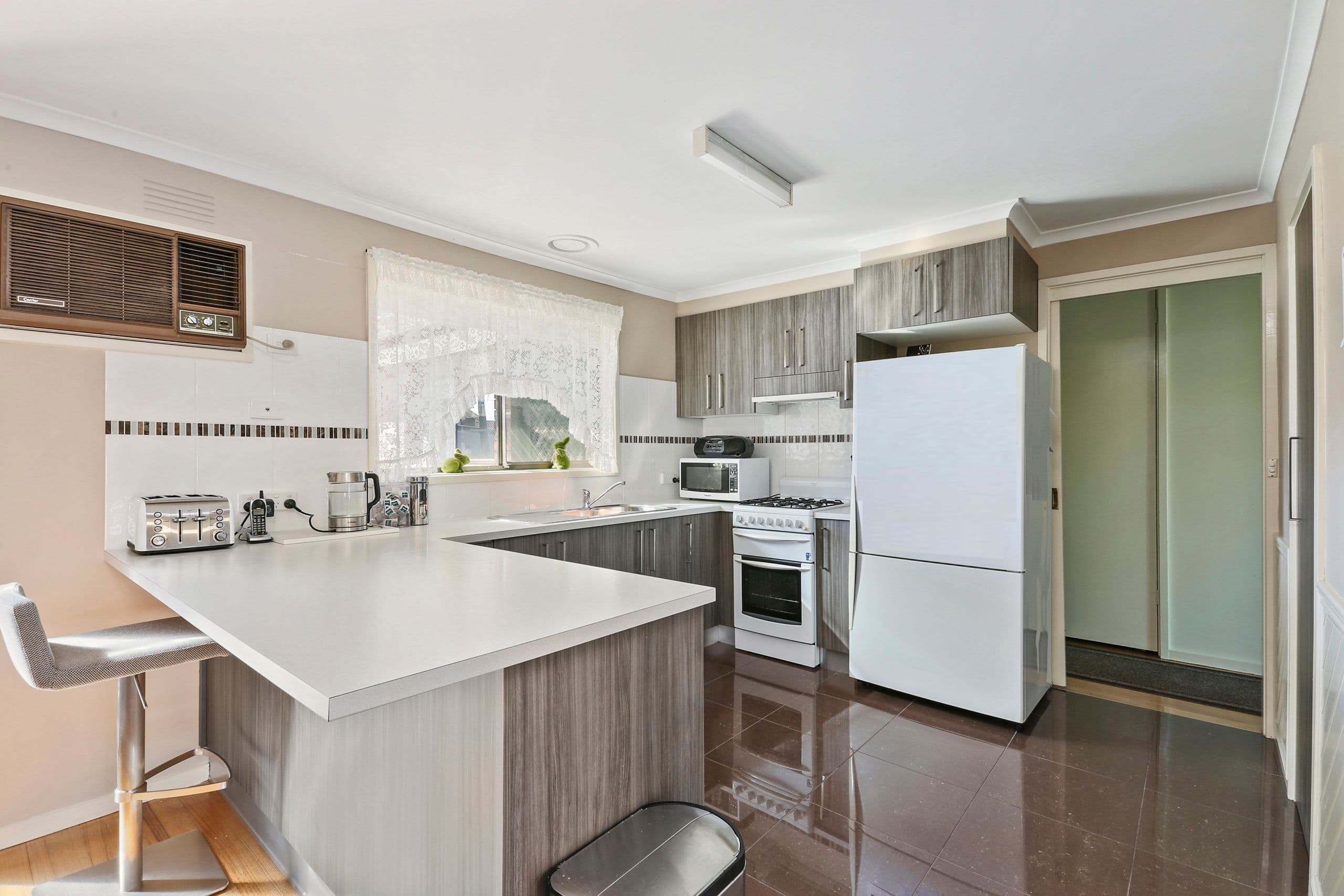 8 Ozone Crescent, Bell Park VIC 3215, Bell Park - Thumbnail 3