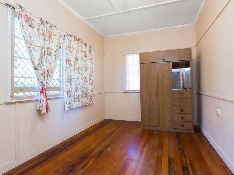116 Edinburgh Castle Road, WAVELL HEIGHTS QLD 4012, Wavell Heights - Thumbnail 5