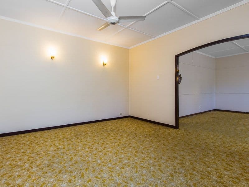 116 Edinburgh Castle Road, WAVELL HEIGHTS QLD 4012, Wavell Heights - Thumbnail 7