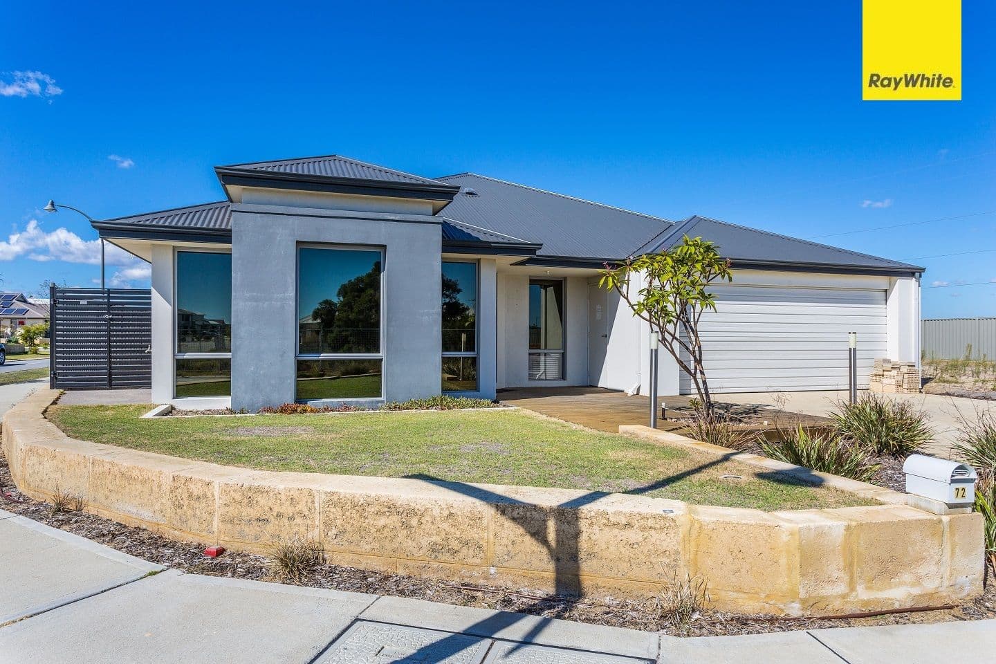 72 Wellman Avenue, Piara Waters WA 6112, Piara Waters - Thumbnail 4