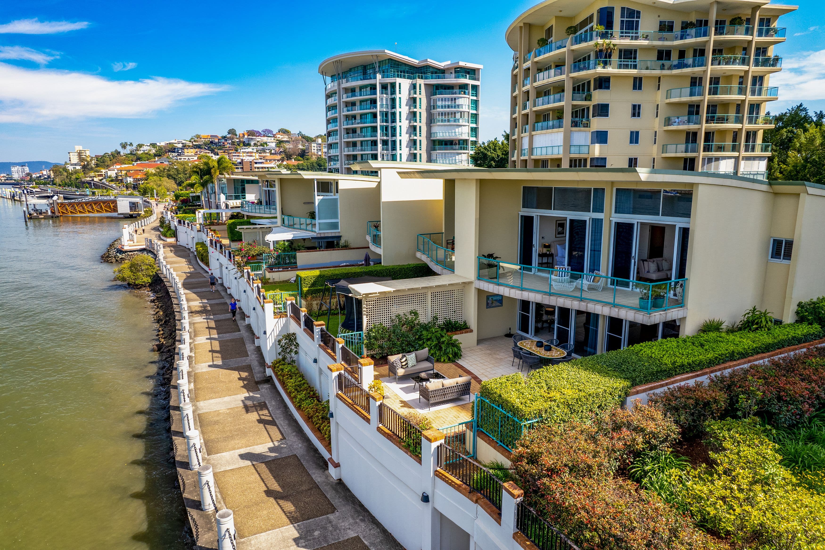 27 Harbour Road, Hamilton QLD 4007, Hamilton - Thumbnail 2