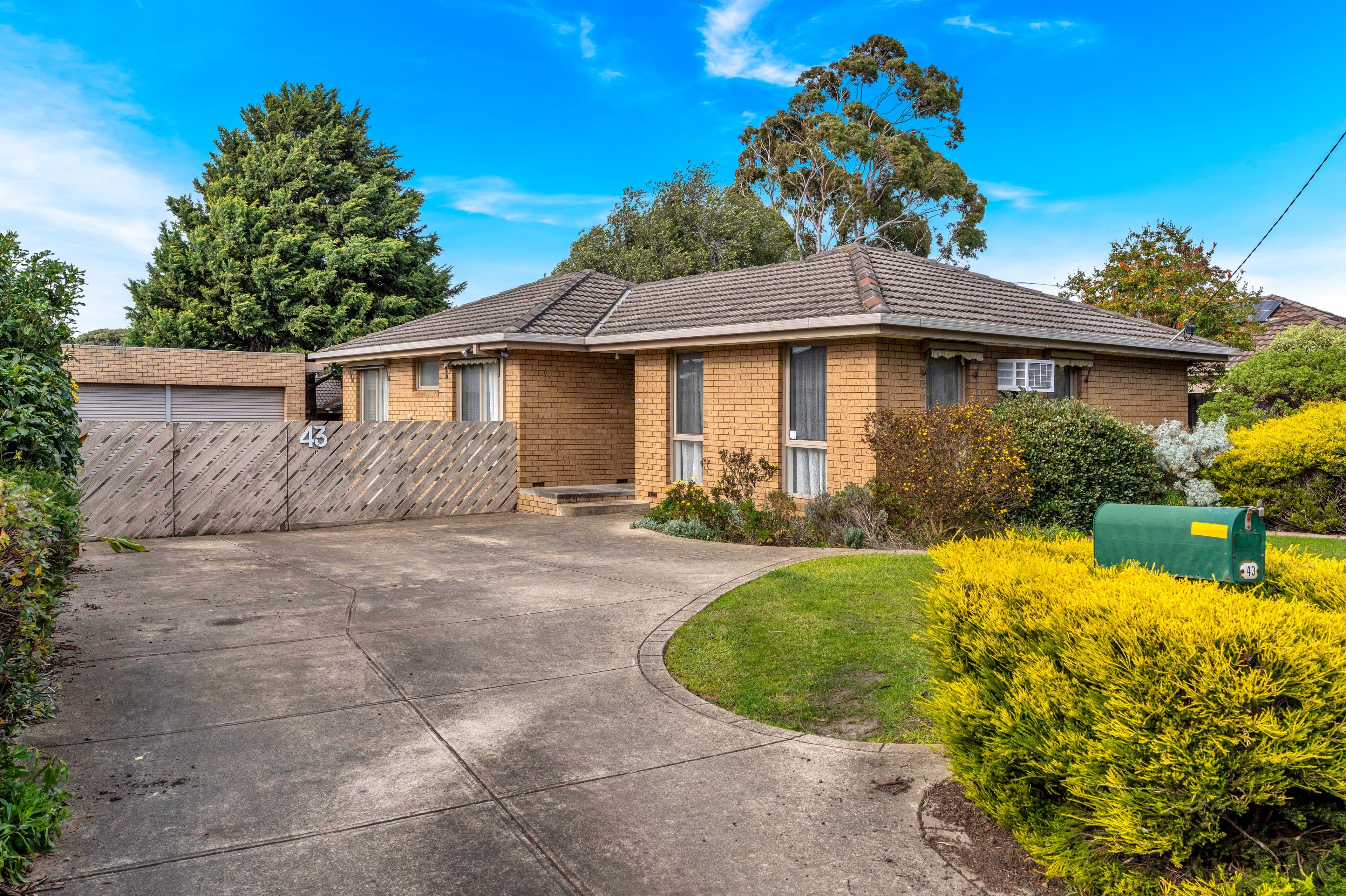 43 Hothlyn Drive, Craigieburn VIC 3064, Craigieburn - Thumbnail 3