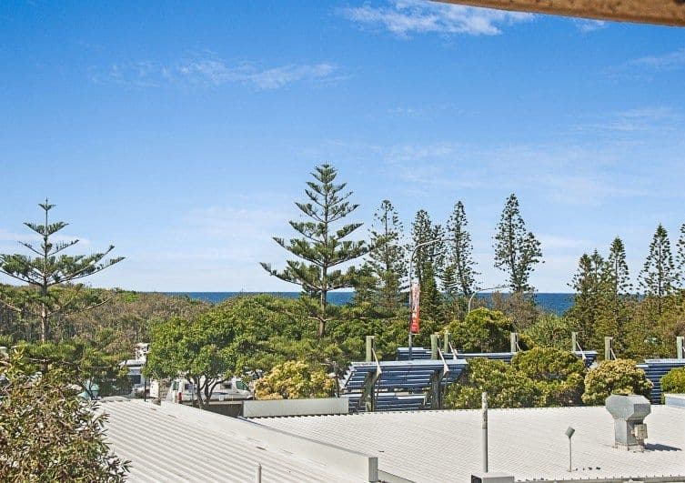 9 Rooke Street, Dicky Beach QLD 4551, Dicky Beach - Thumbnail 3
